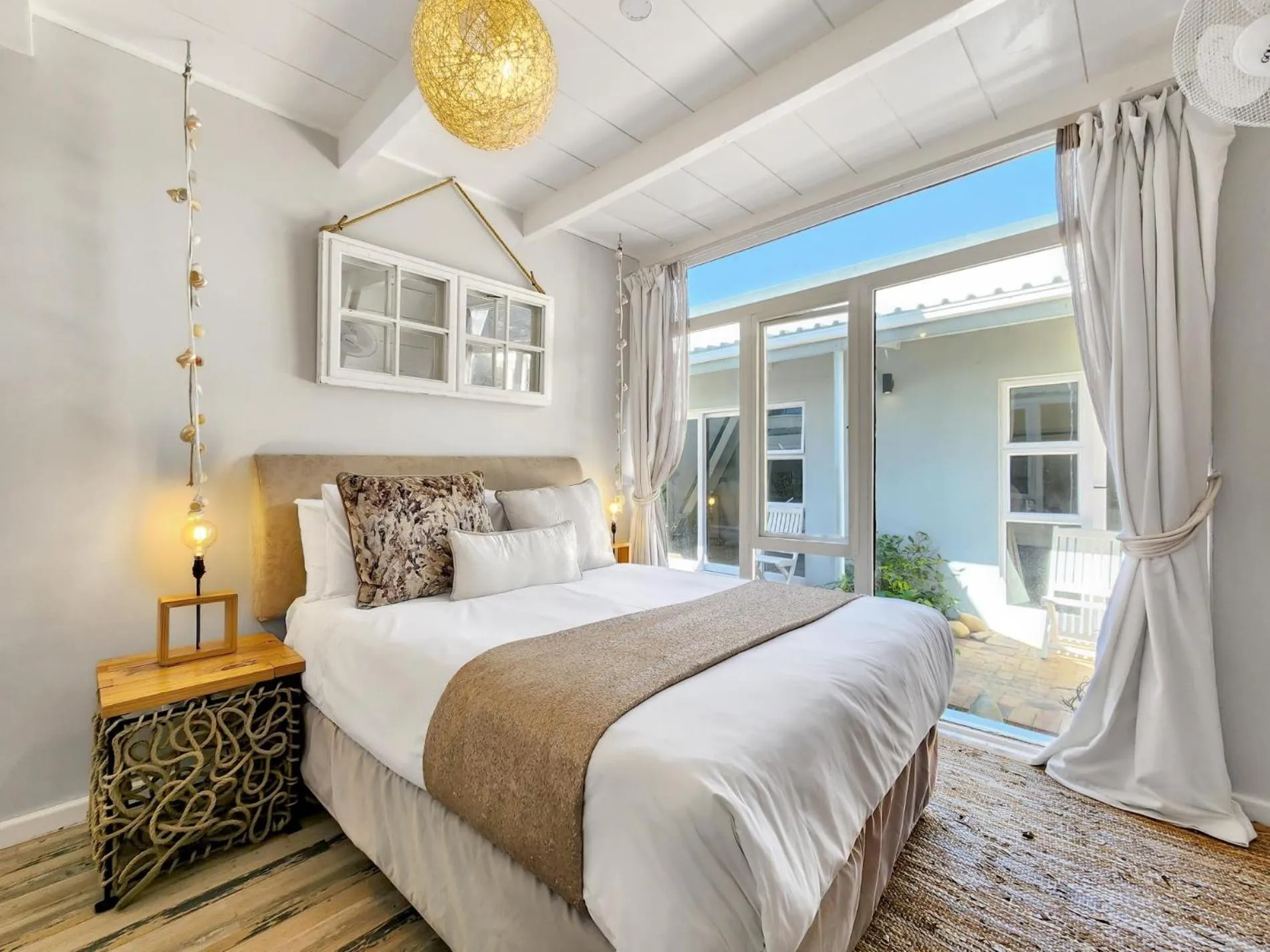 Bed in Salt Boutique Guest House