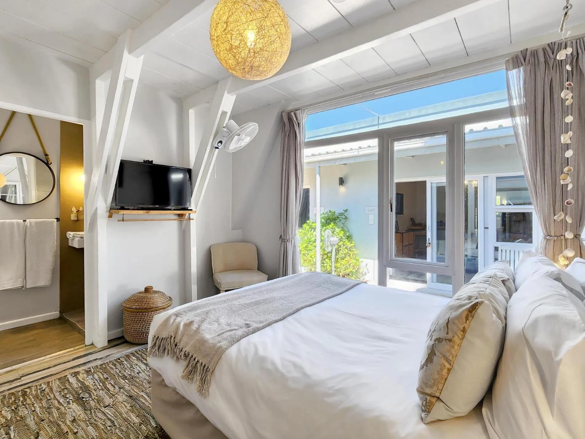 Bed in Salt Boutique Guest House