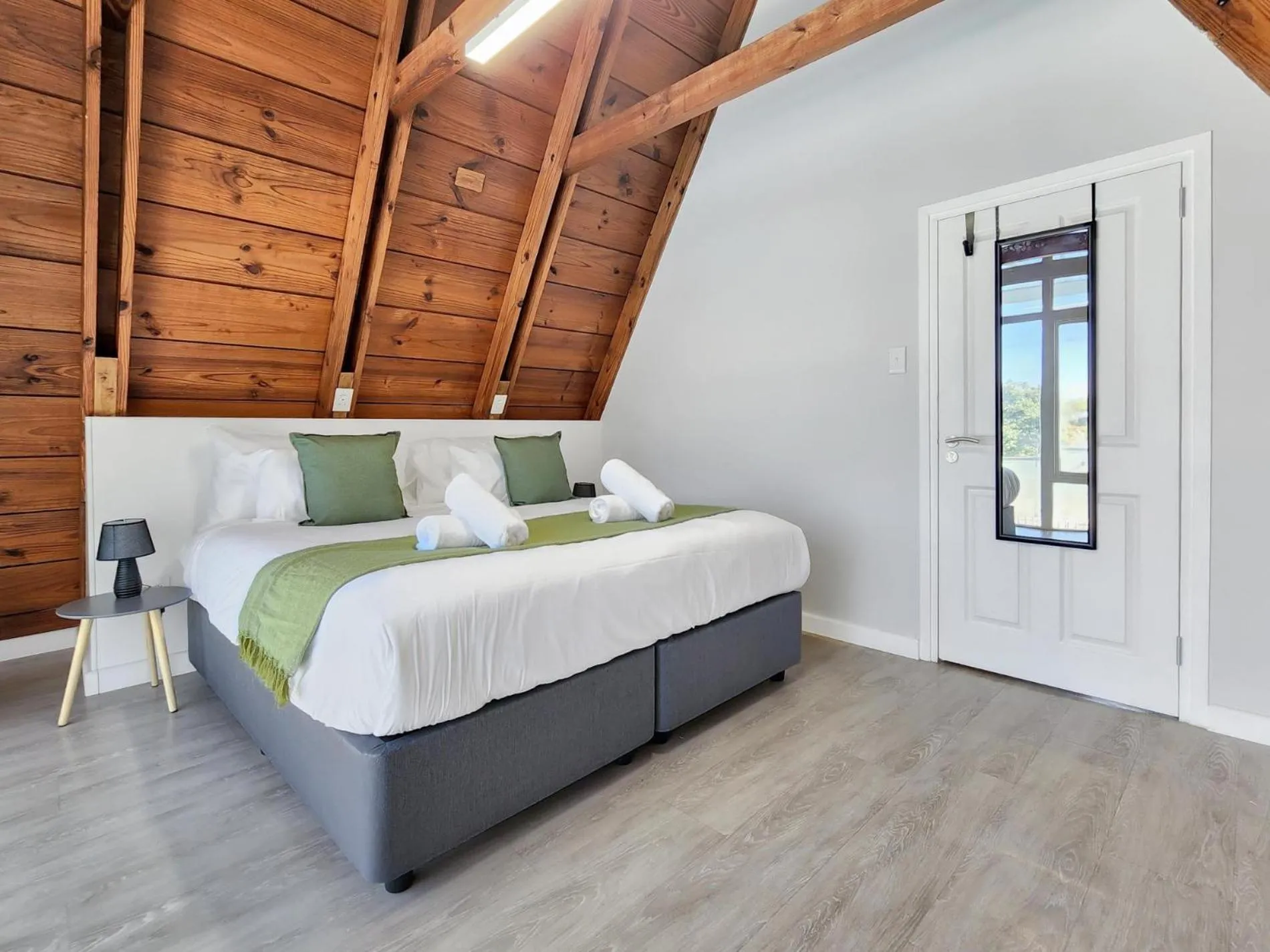 Floor plan, Bed in Salt Boutique Guest House