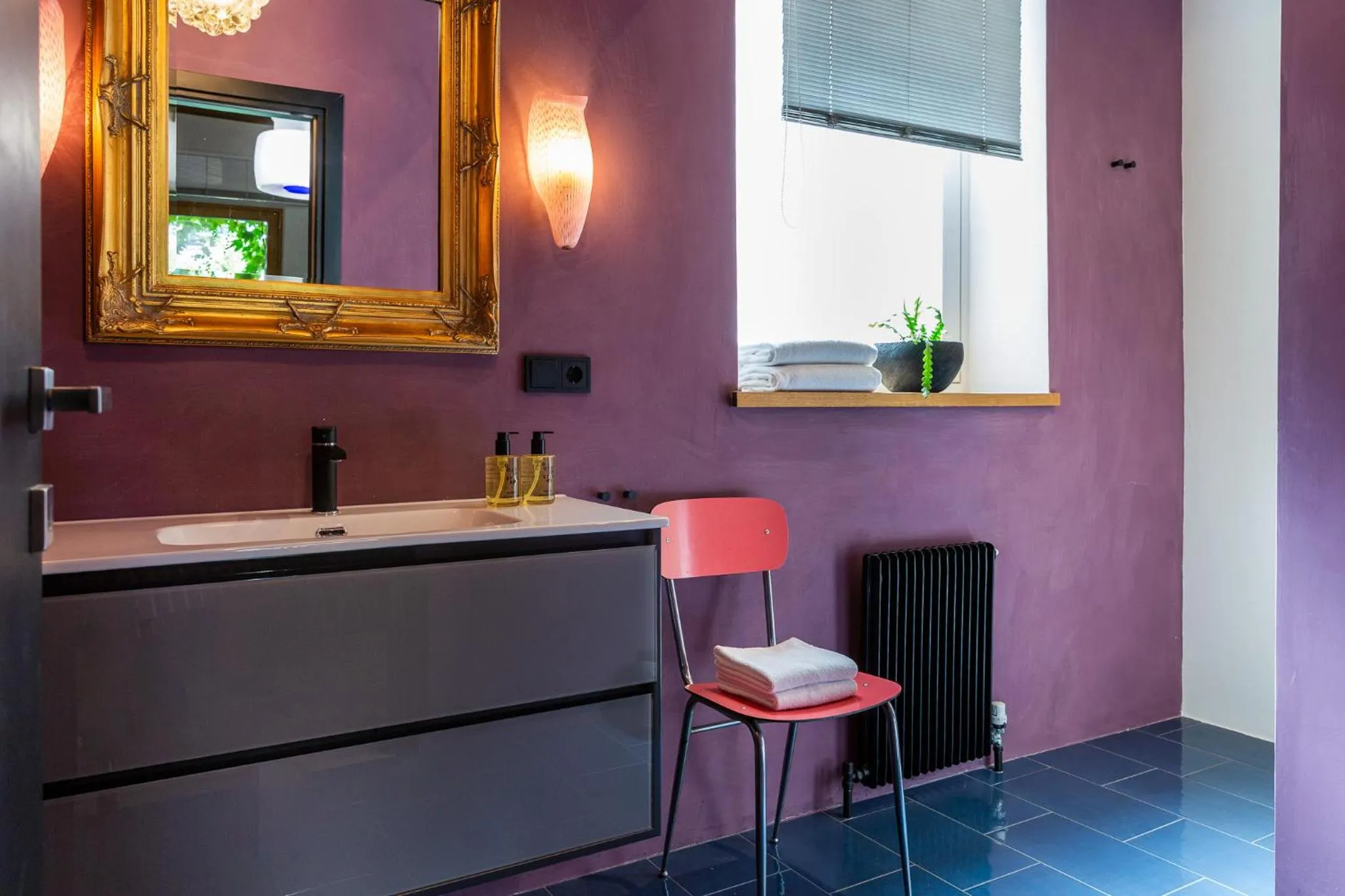 Bathroom in Goldenstern Townhouse