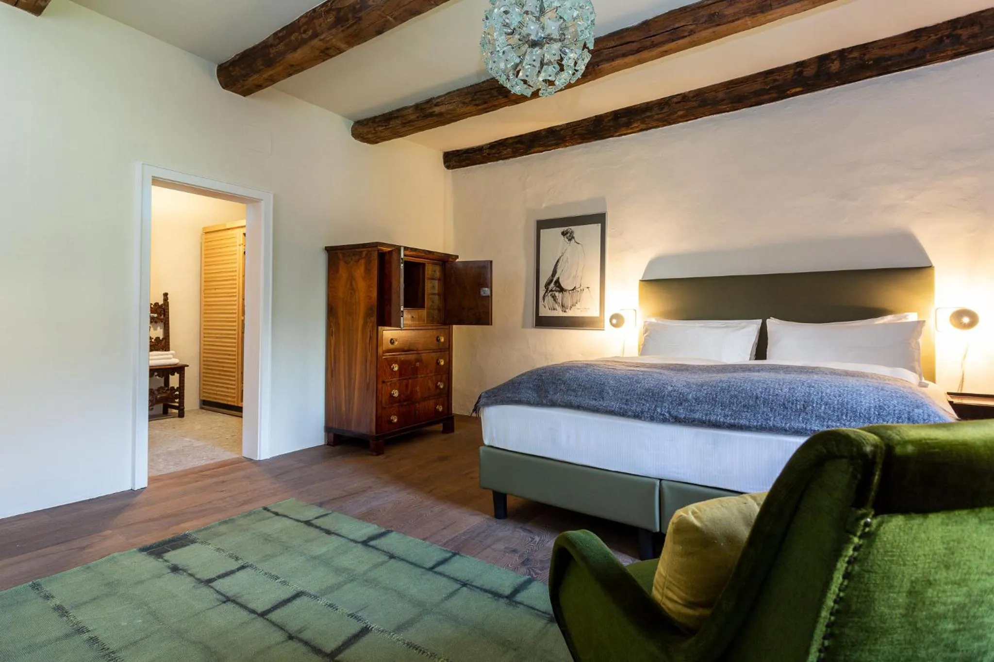 Bed in Goldenstern Townhouse