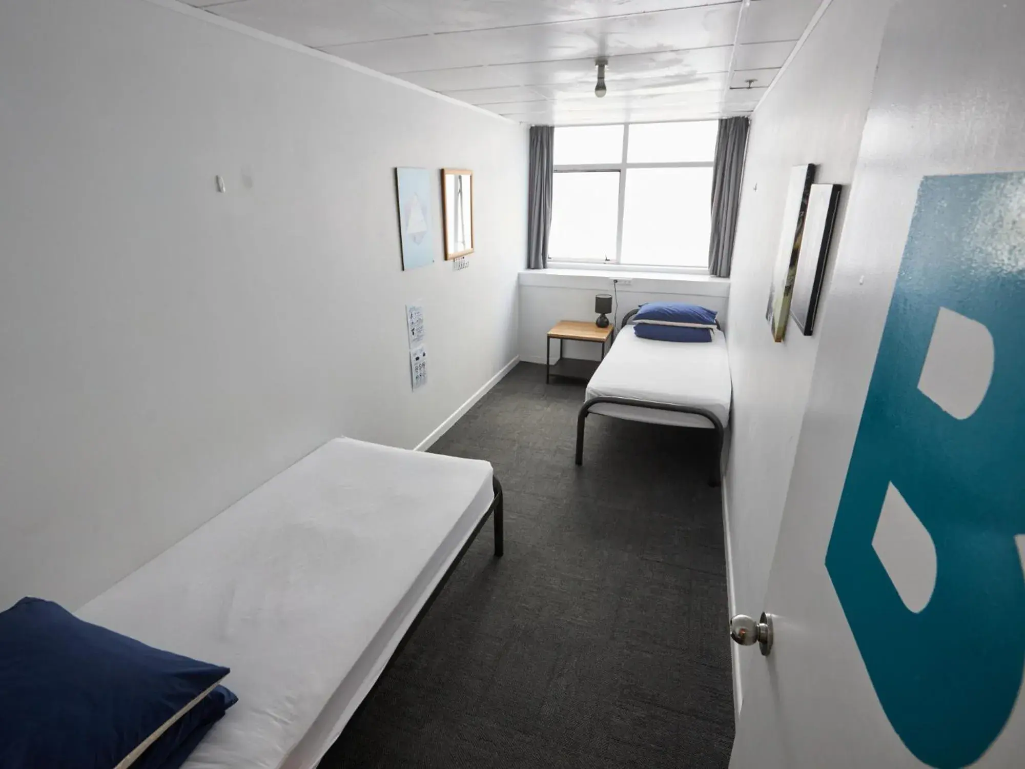 Twin Room in Attic Backpackers Twin Room in Attic Backpackers