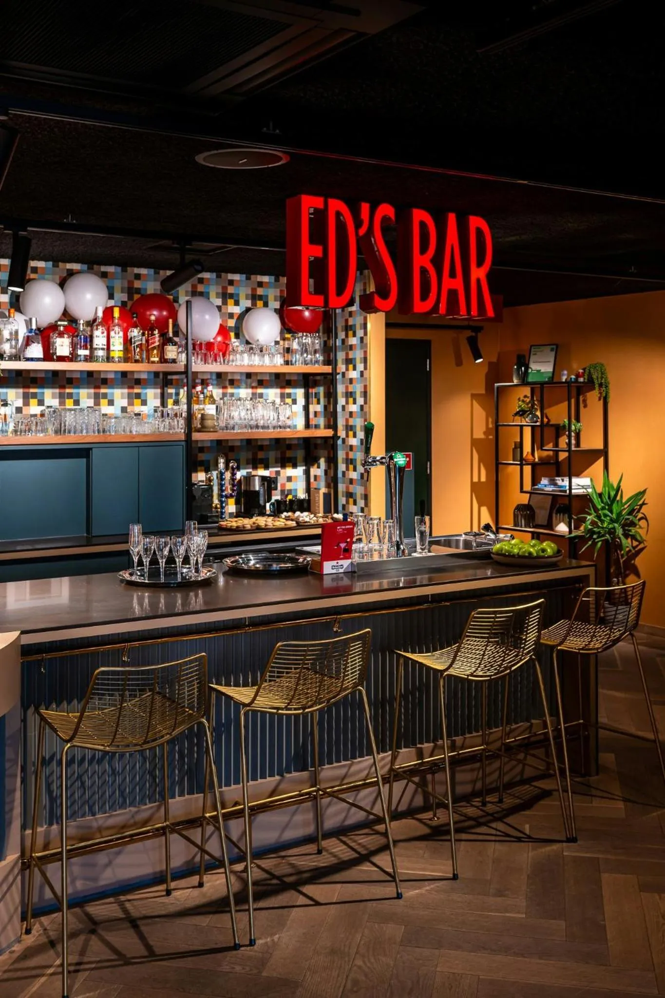 Lobby or reception in Leonardo Hotel Amsterdam Leidse Square