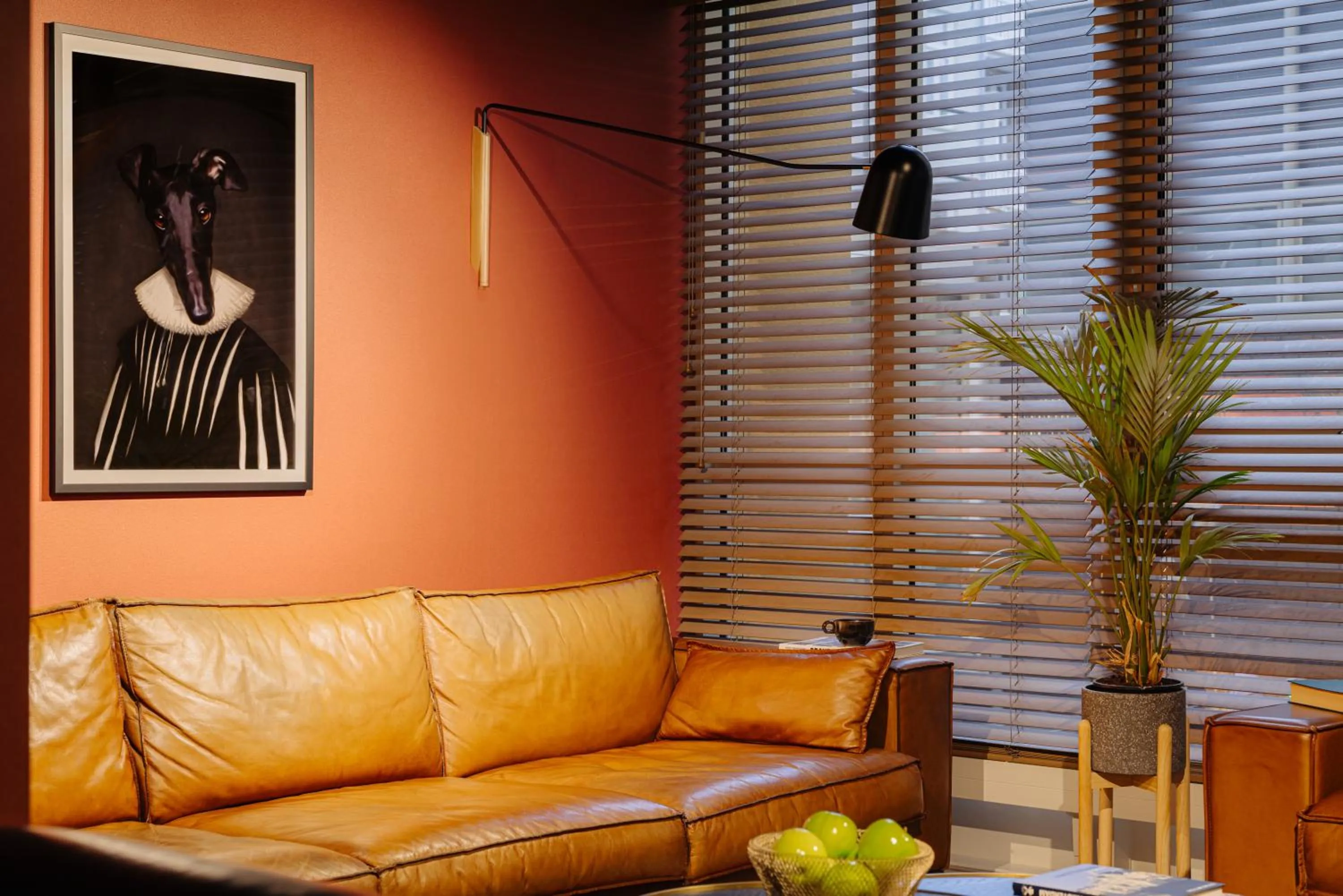 Lounge or bar in Leonardo Hotel Amsterdam Leidse Square