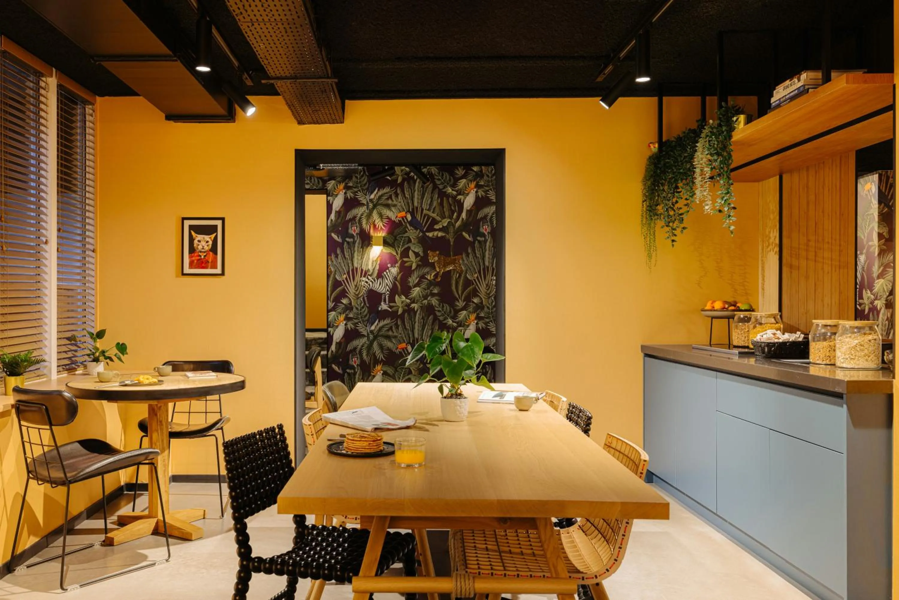 Photo of the whole room in Leonardo Hotel Amsterdam Leidse Square