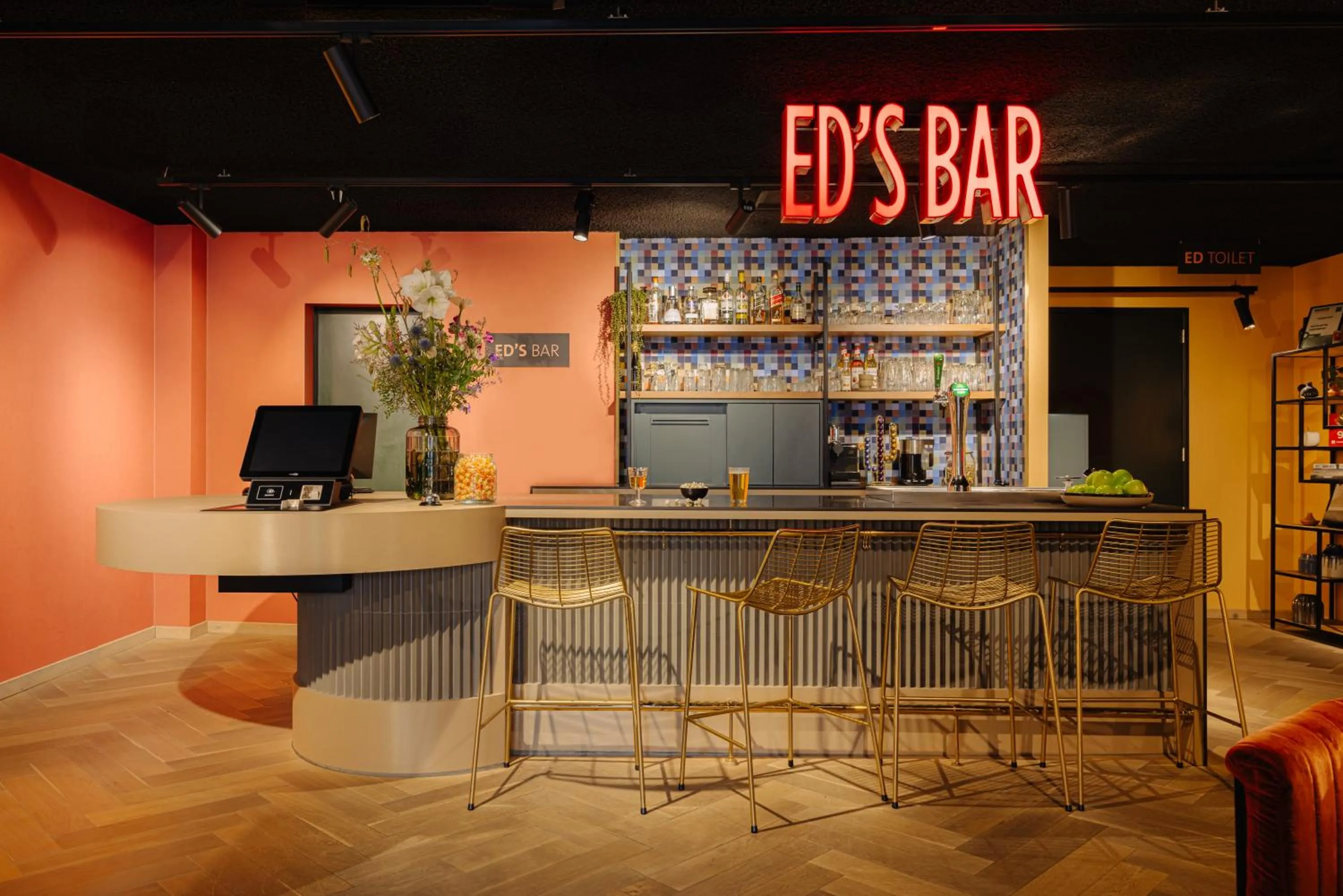 Lobby or reception in Leonardo Hotel Amsterdam Leidse Square