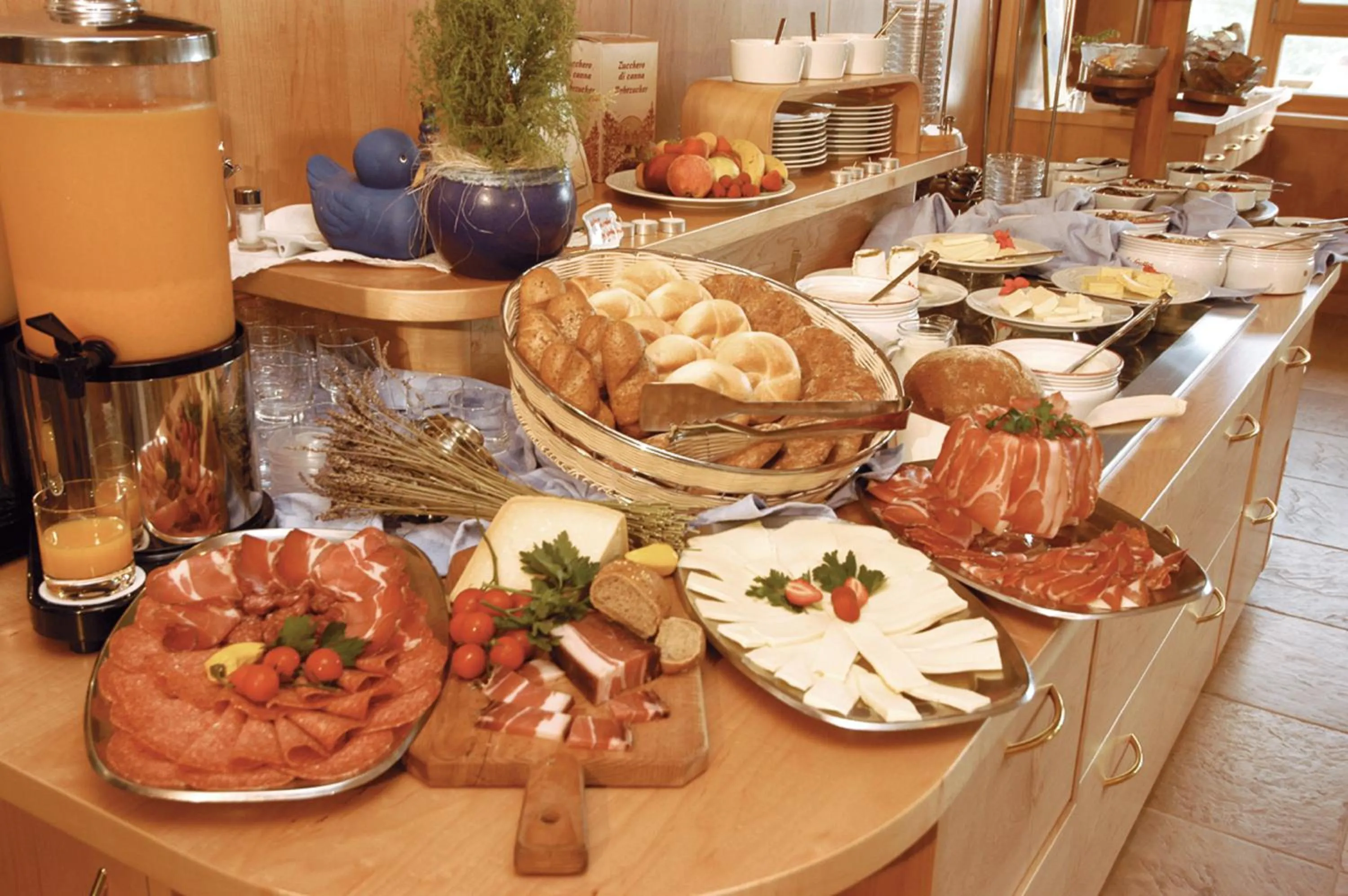 Restaurant/places to eat in Hotel Ortler