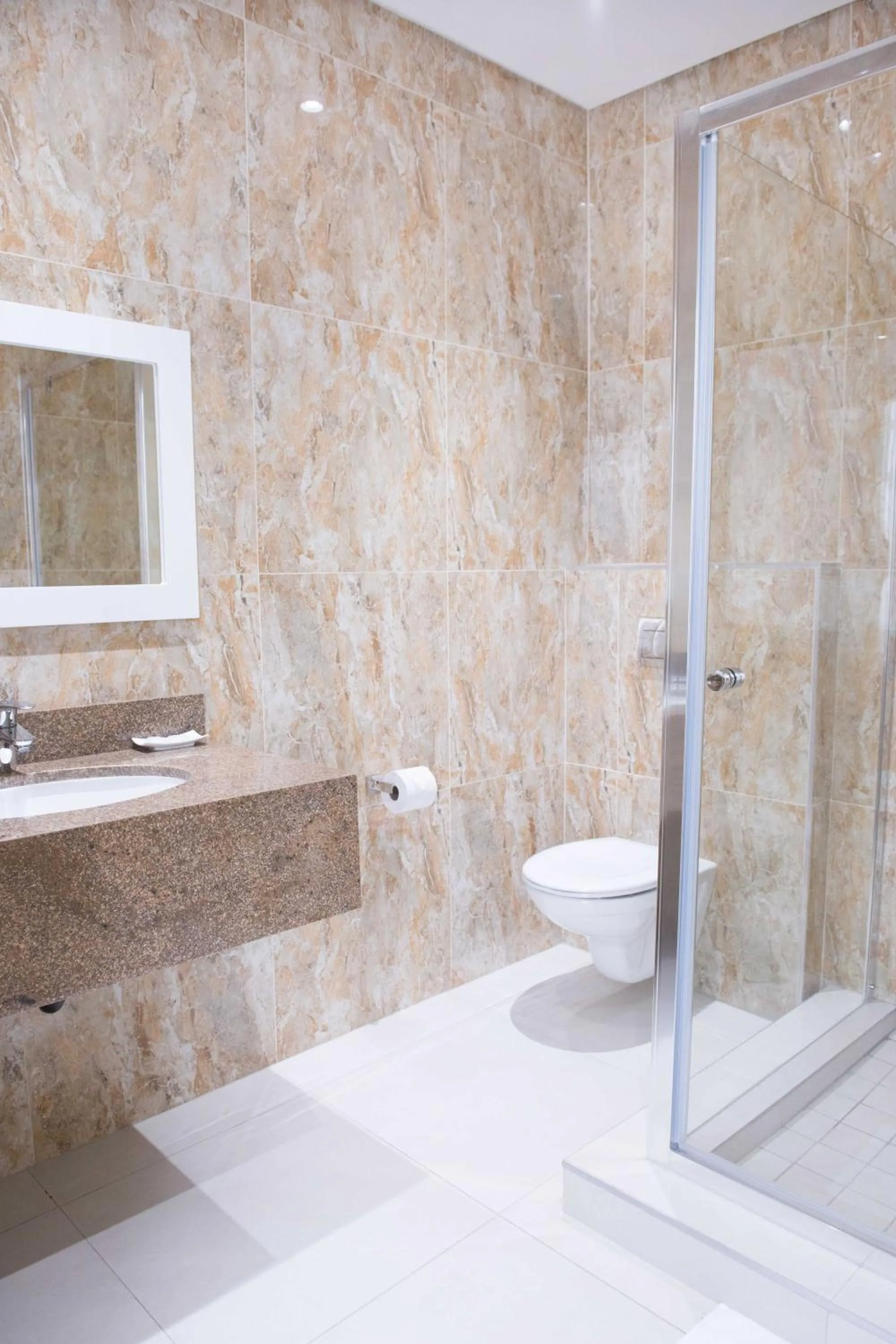 Bathroom in Britannia Hotel