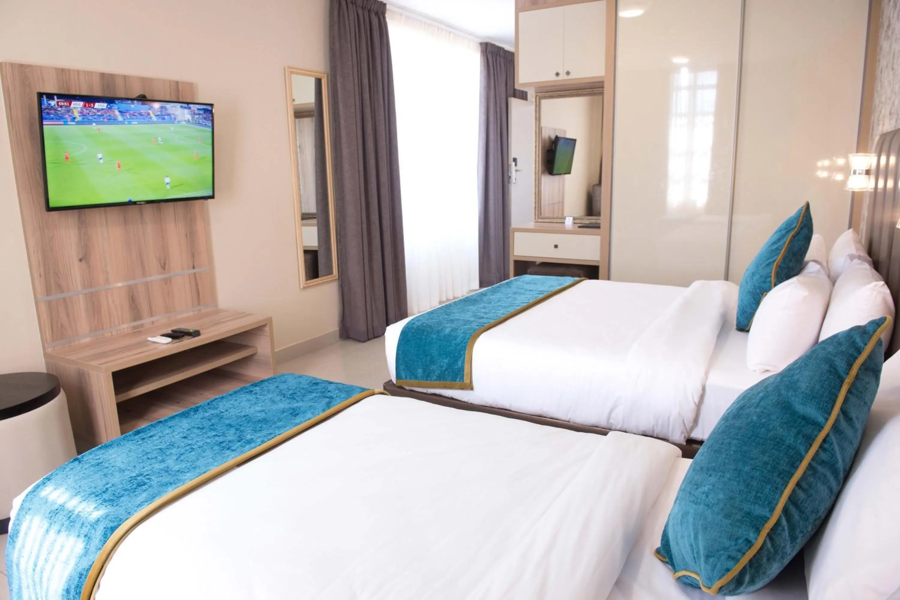 TV and multimedia, Bed in Britannia Hotel