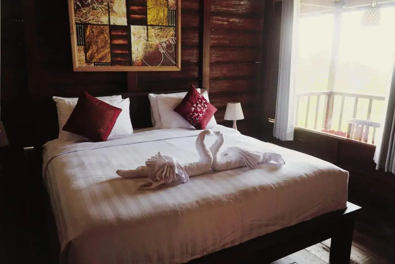 King Room with Pool View in Dukuh Baturan Villa King Room with Pool View in Dukuh Baturan Villa