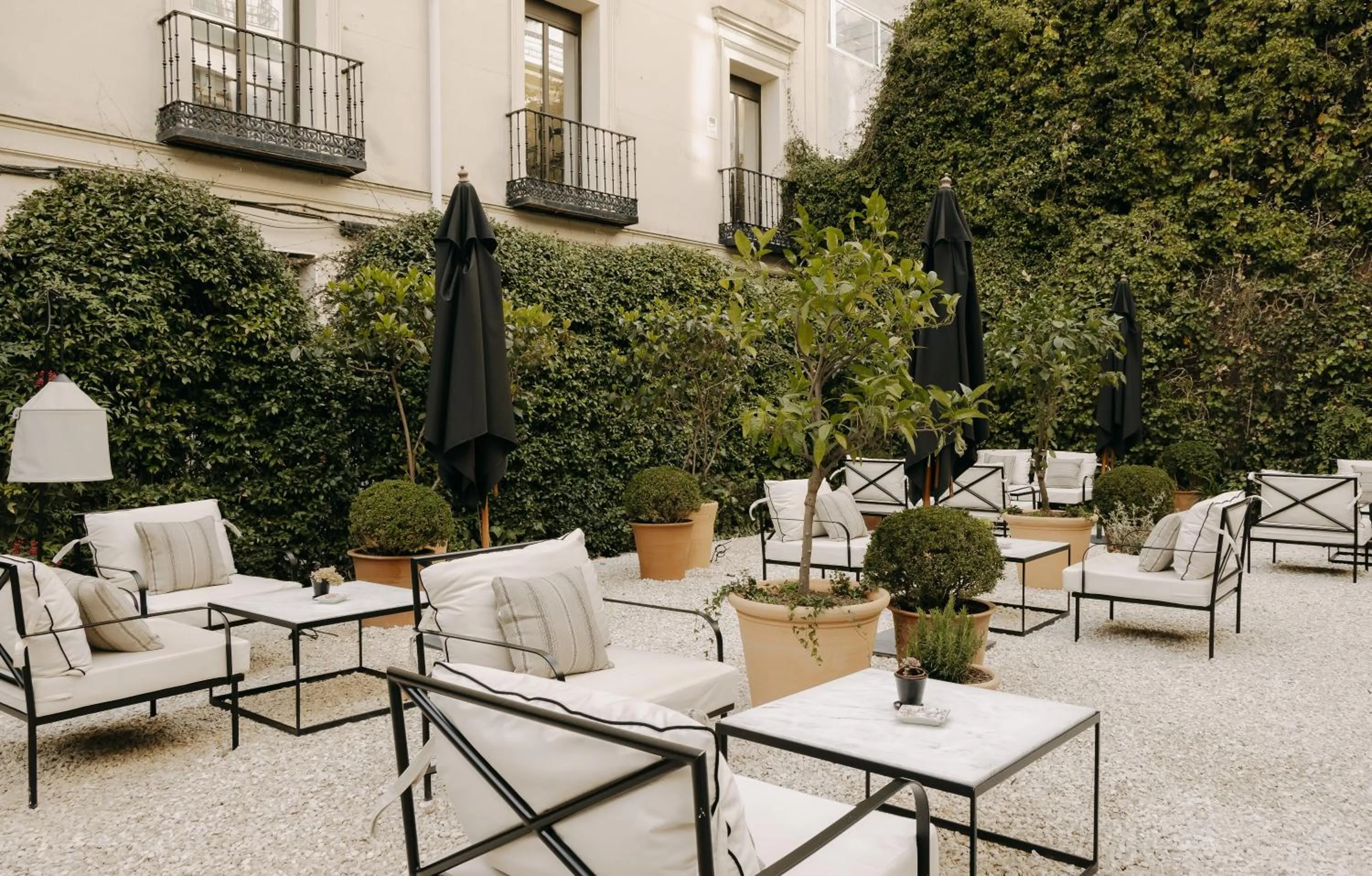 Garden in Hotel Único Madrid, Small Luxury Hotels
