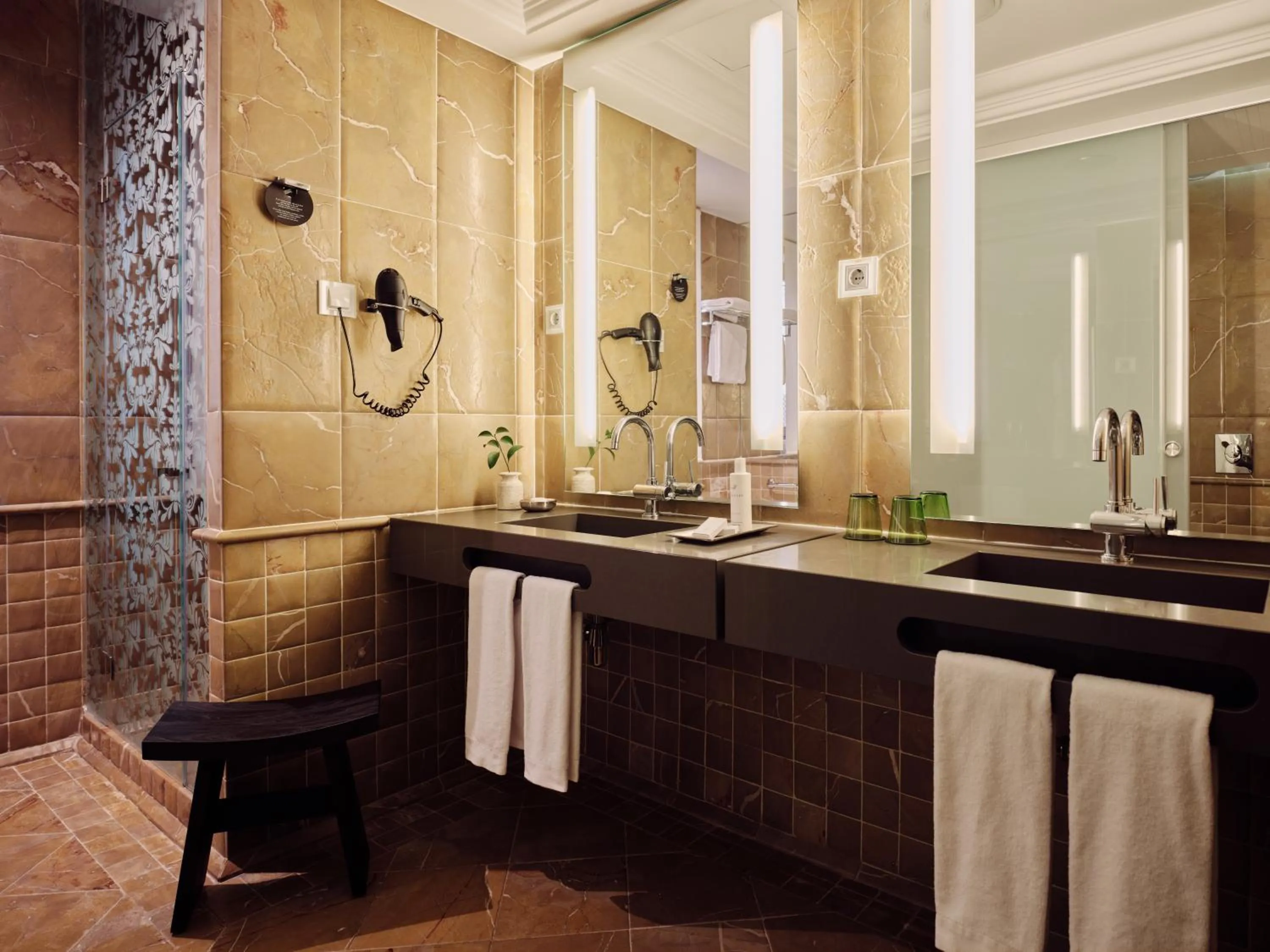 Bathroom in Hotel Único Madrid, Small Luxury Hotels