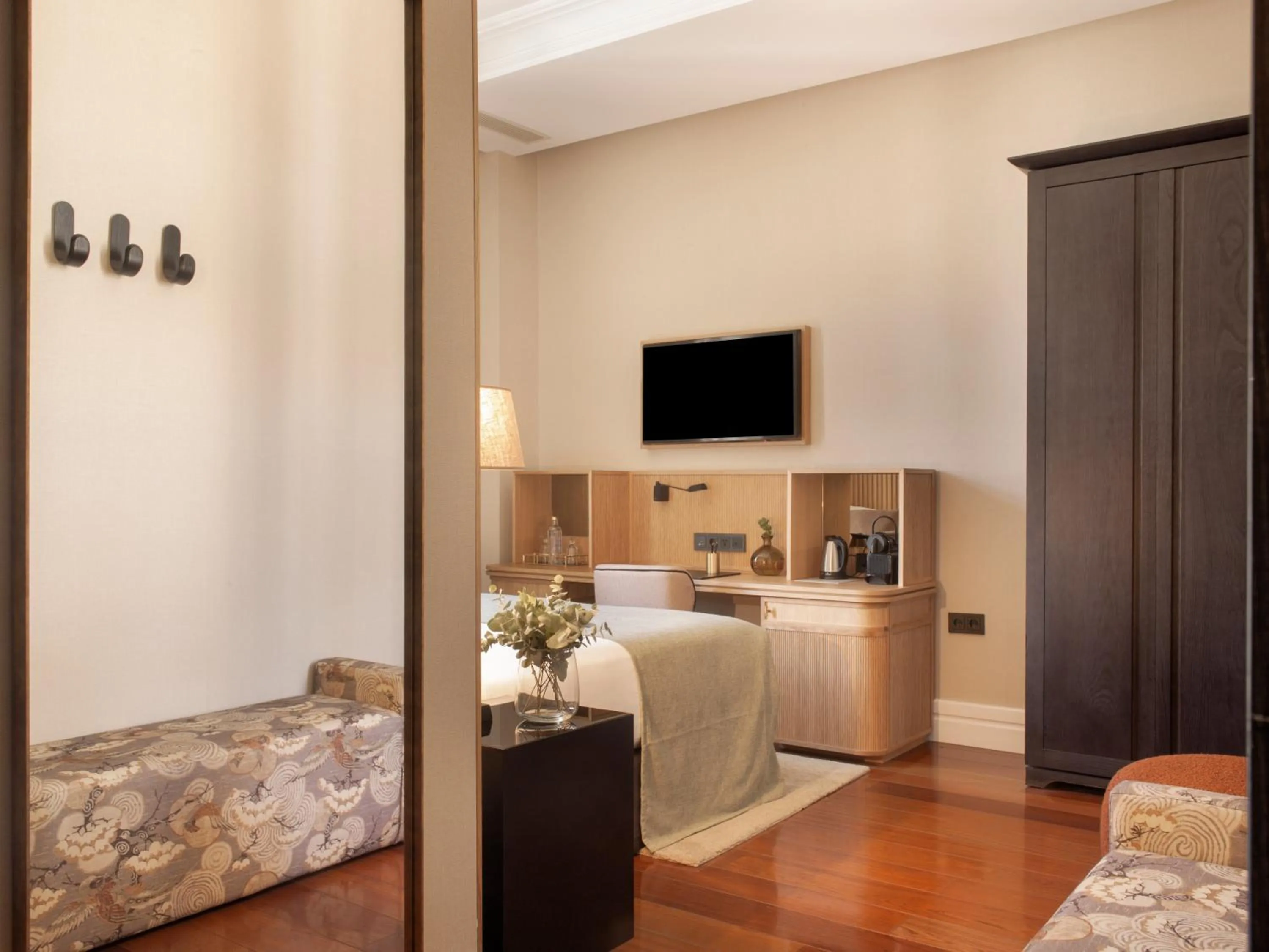 TV and multimedia in Hotel Único Madrid, Small Luxury Hotels