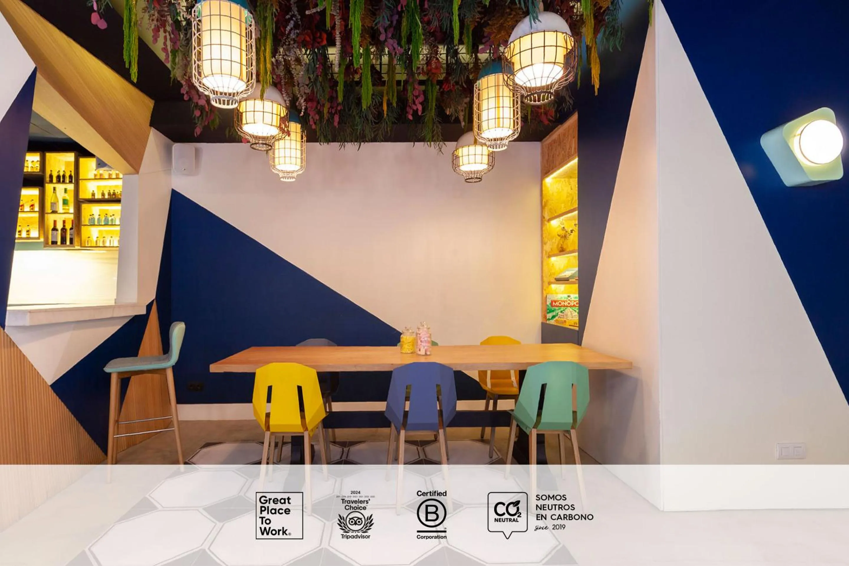 Seating area in SLEEP'N Atocha - B Corp Certified