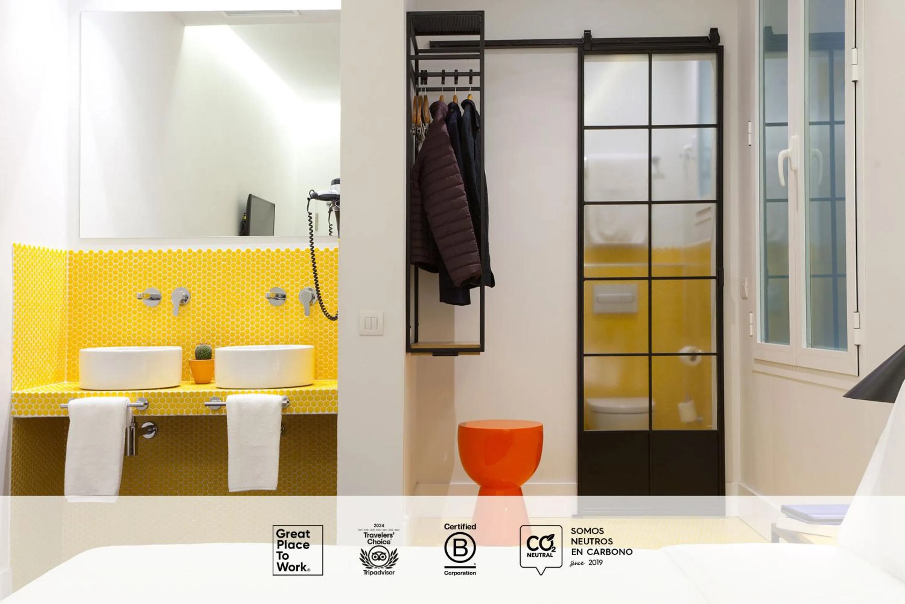 Bathroom in SLEEP'N Atocha - B Corp Certified