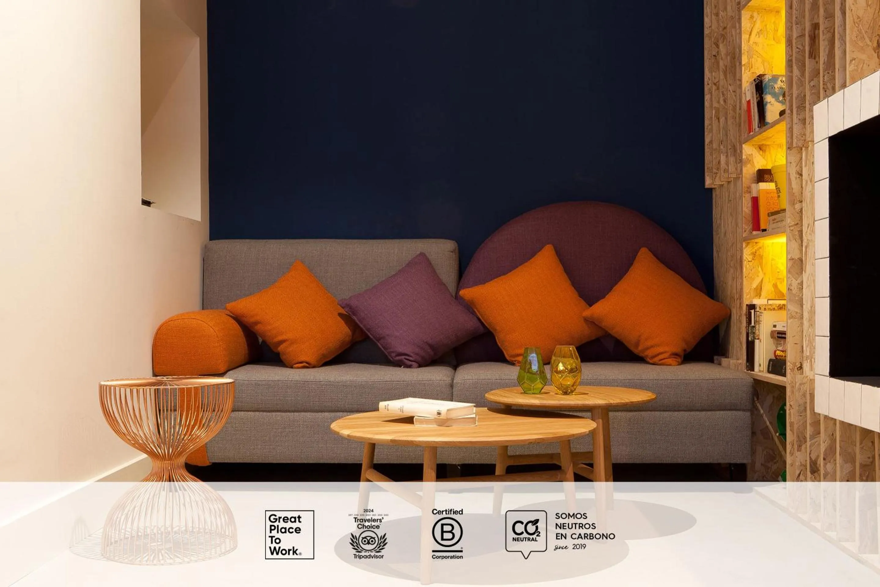 Seating area in SLEEP'N Atocha - B Corp Certified