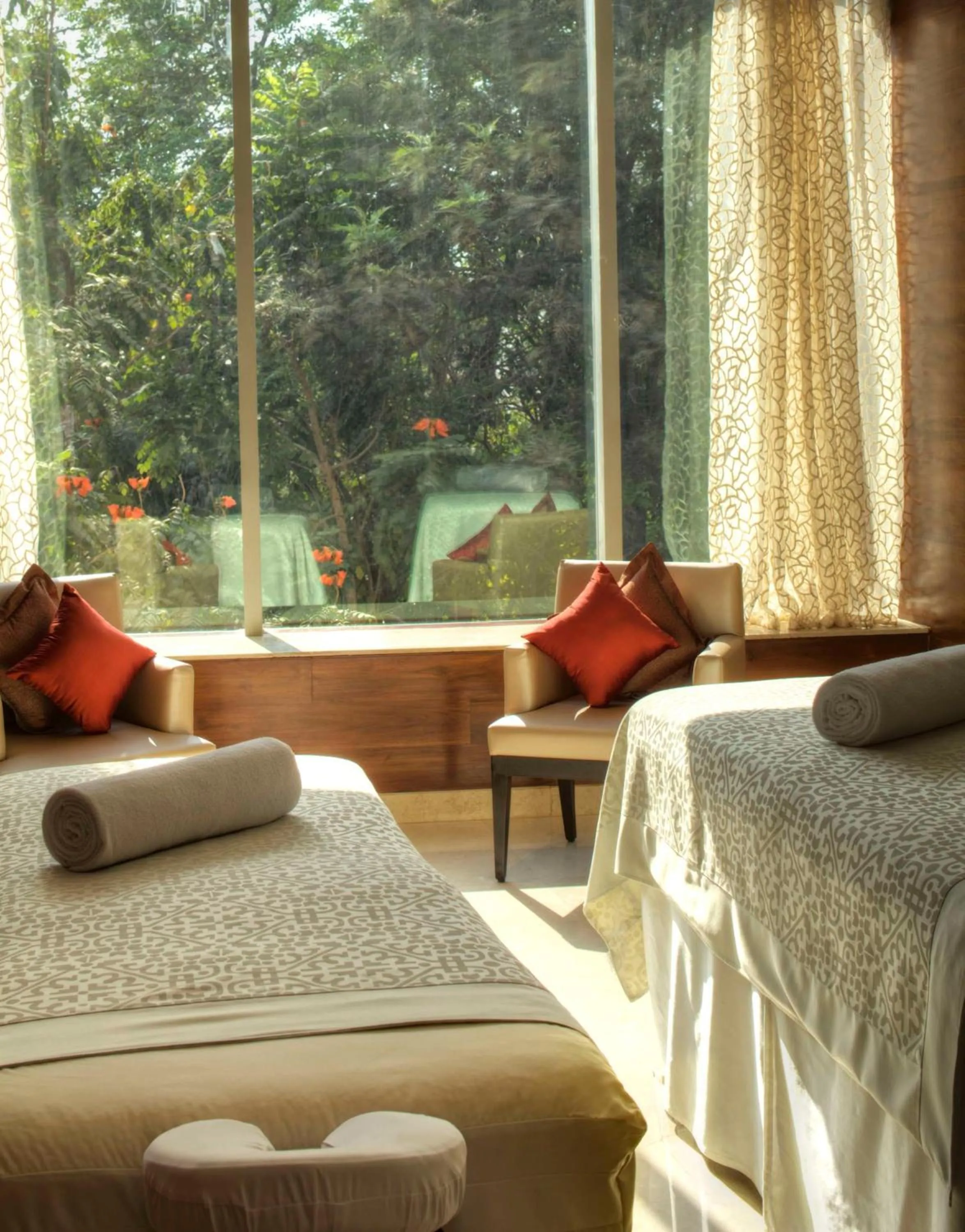 Spa and wellness centre/facilities, Bed in Park Hyatt Hotel and Residences, Hyderabad