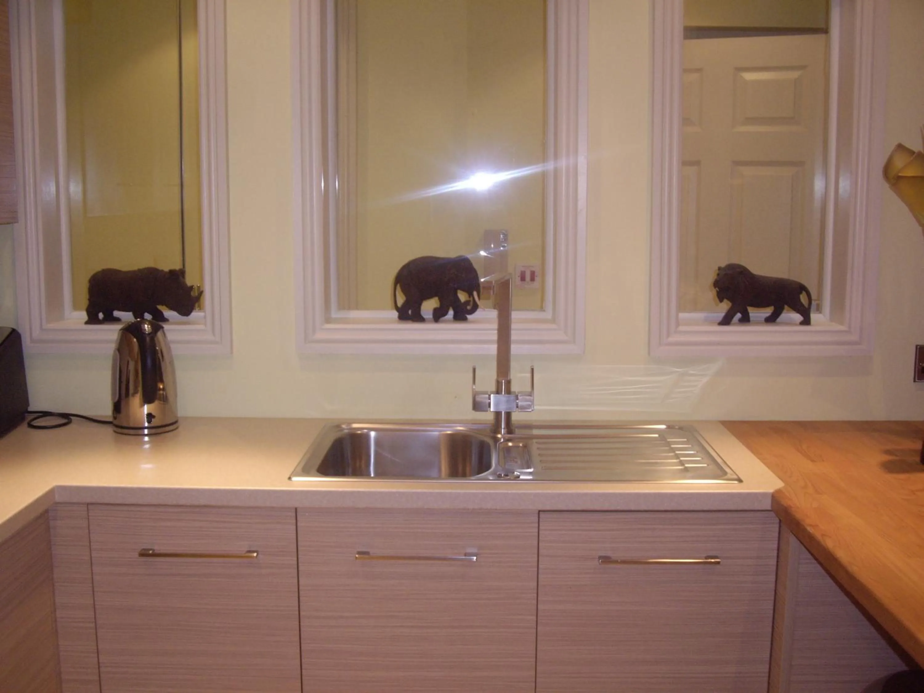 Kitchen or kitchenette in Portland Apartments