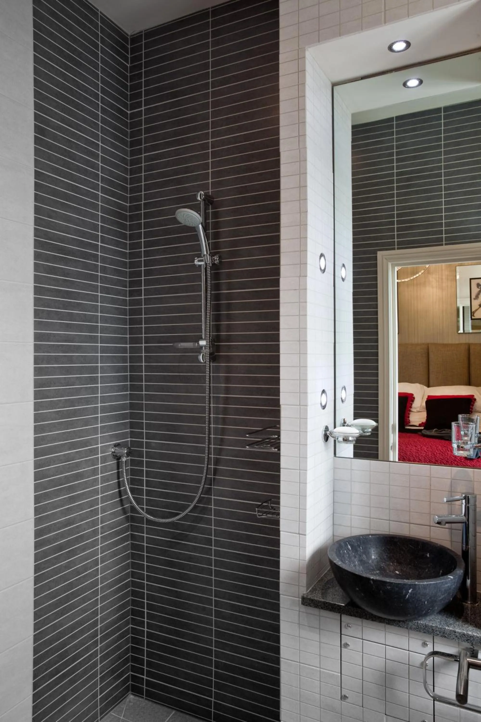 Bathroom in Portland Apartments