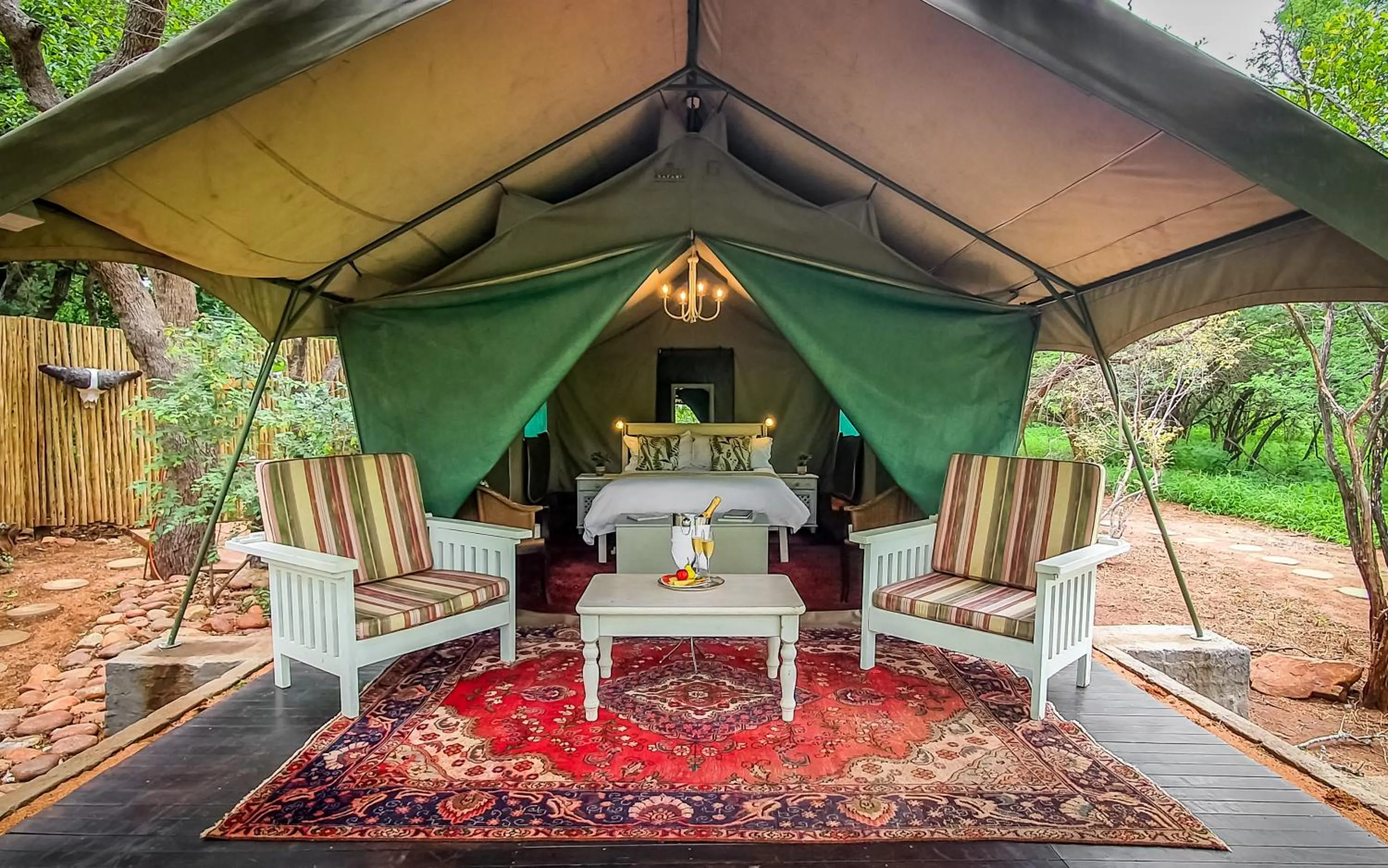 Bedroom in Khaya Ndlovu Safari Manor
