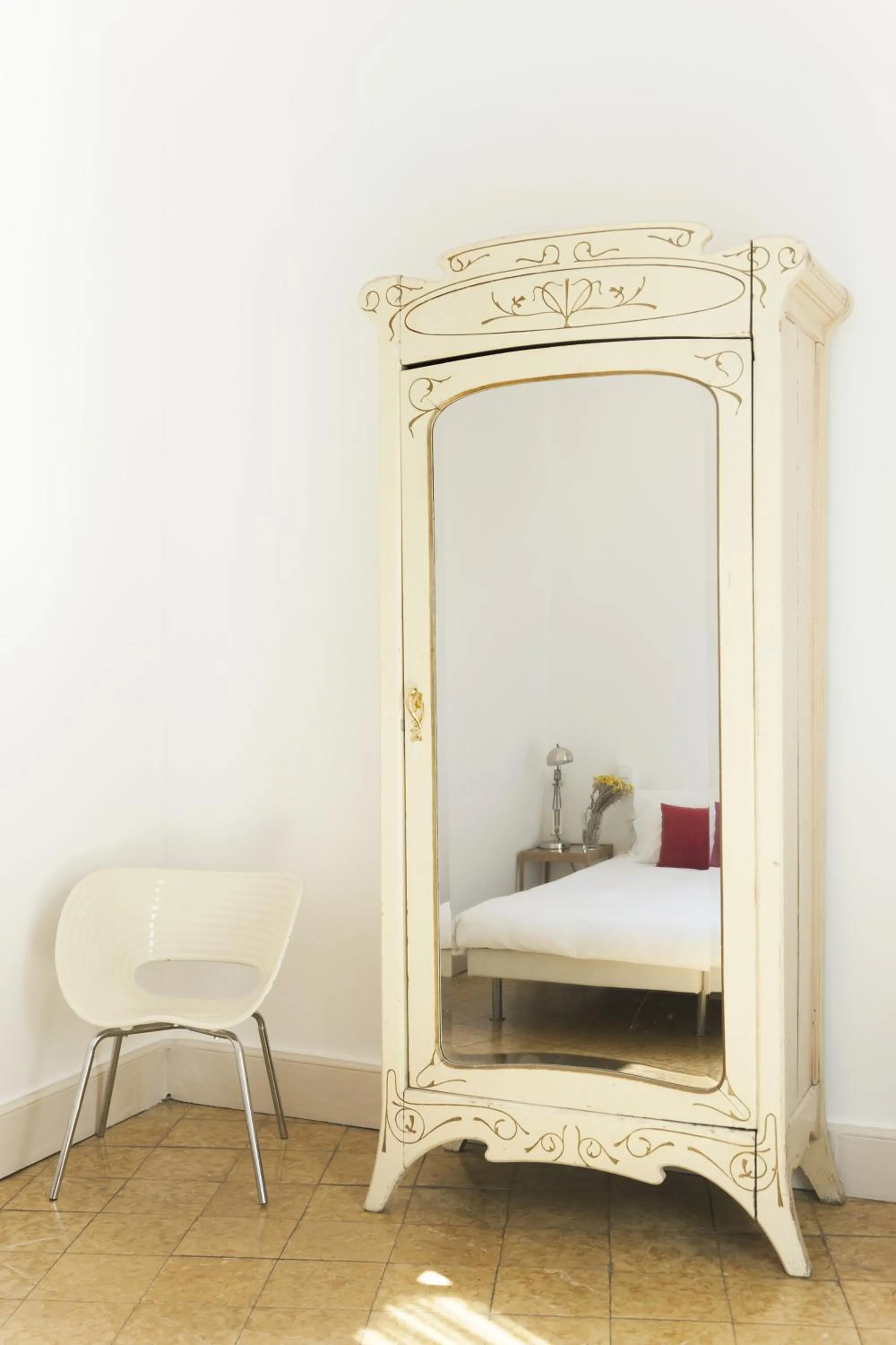 Decorative detail, Bed in La Casa Gran B&B