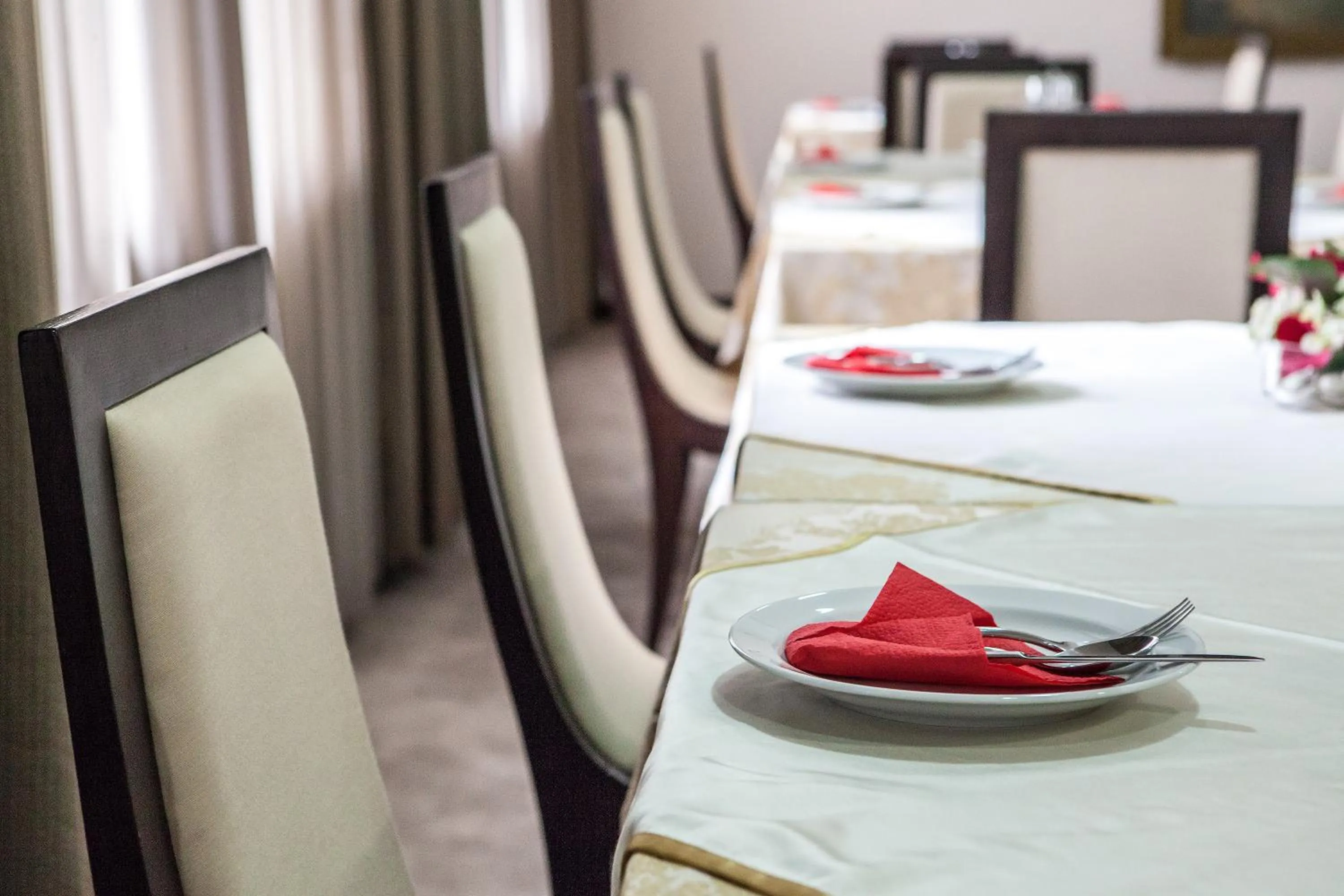 Restaurant/places to eat in Hotel Terminus