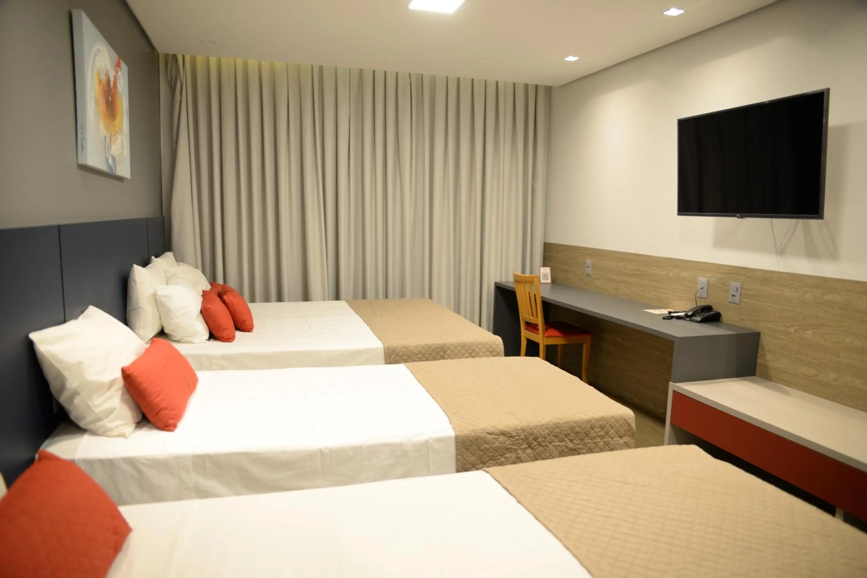 Property building, Bed in Carlton Plaza Hotel Uberlandia