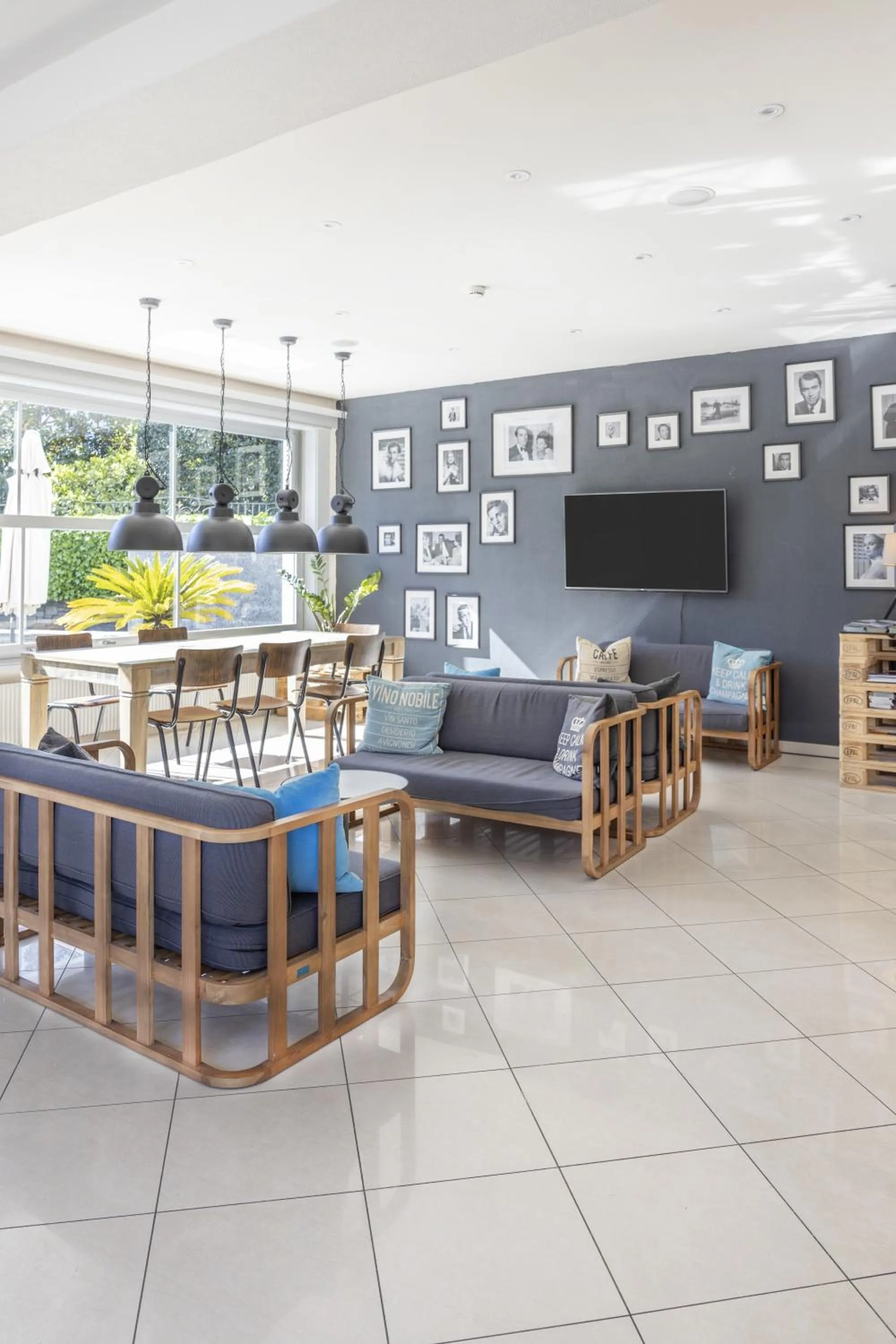 Seating area in Albergo Mirador Ascona