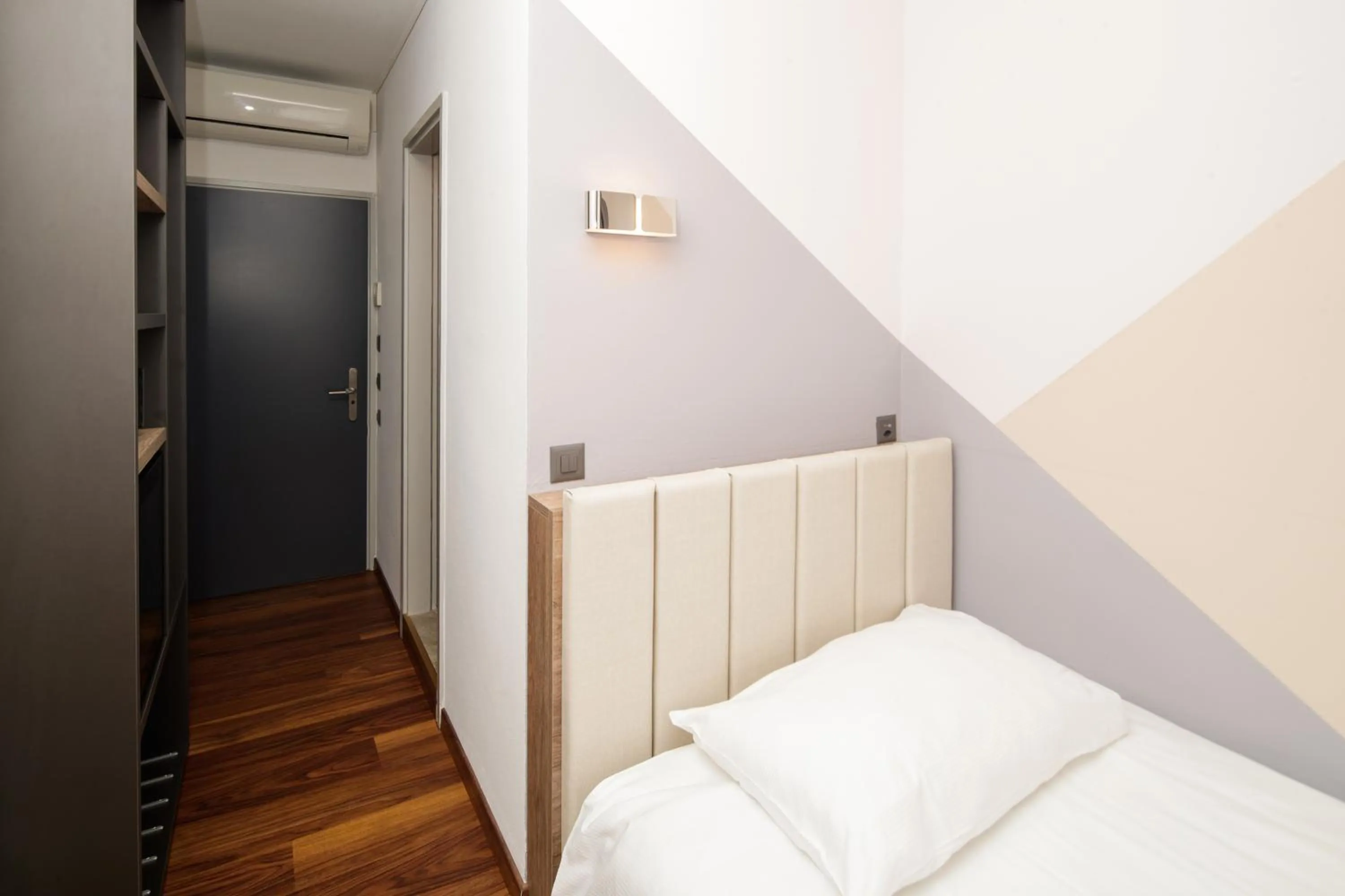 Bedroom, Bed in Albergo Mirador Ascona