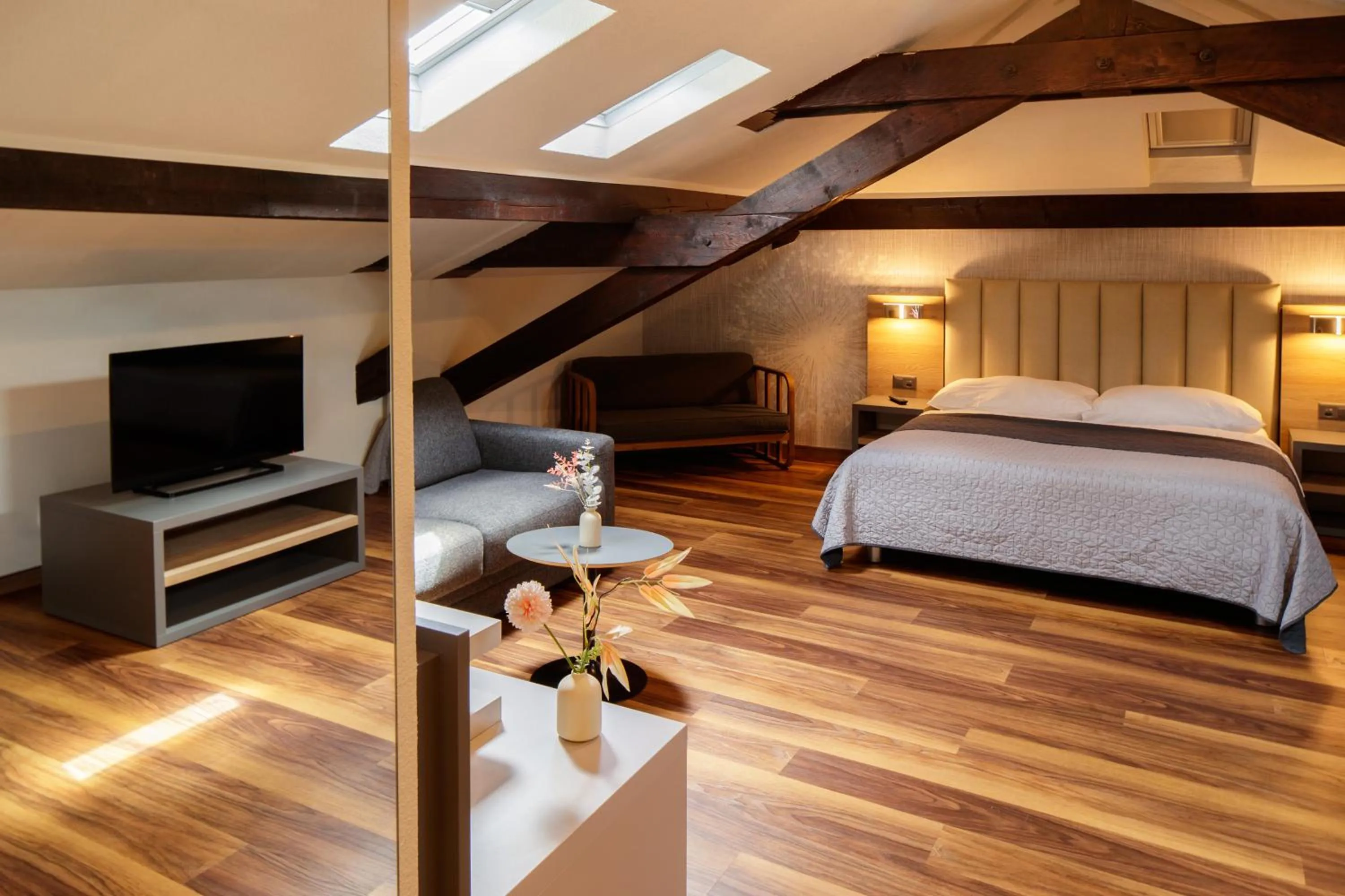 Bed in Albergo Mirador Ascona