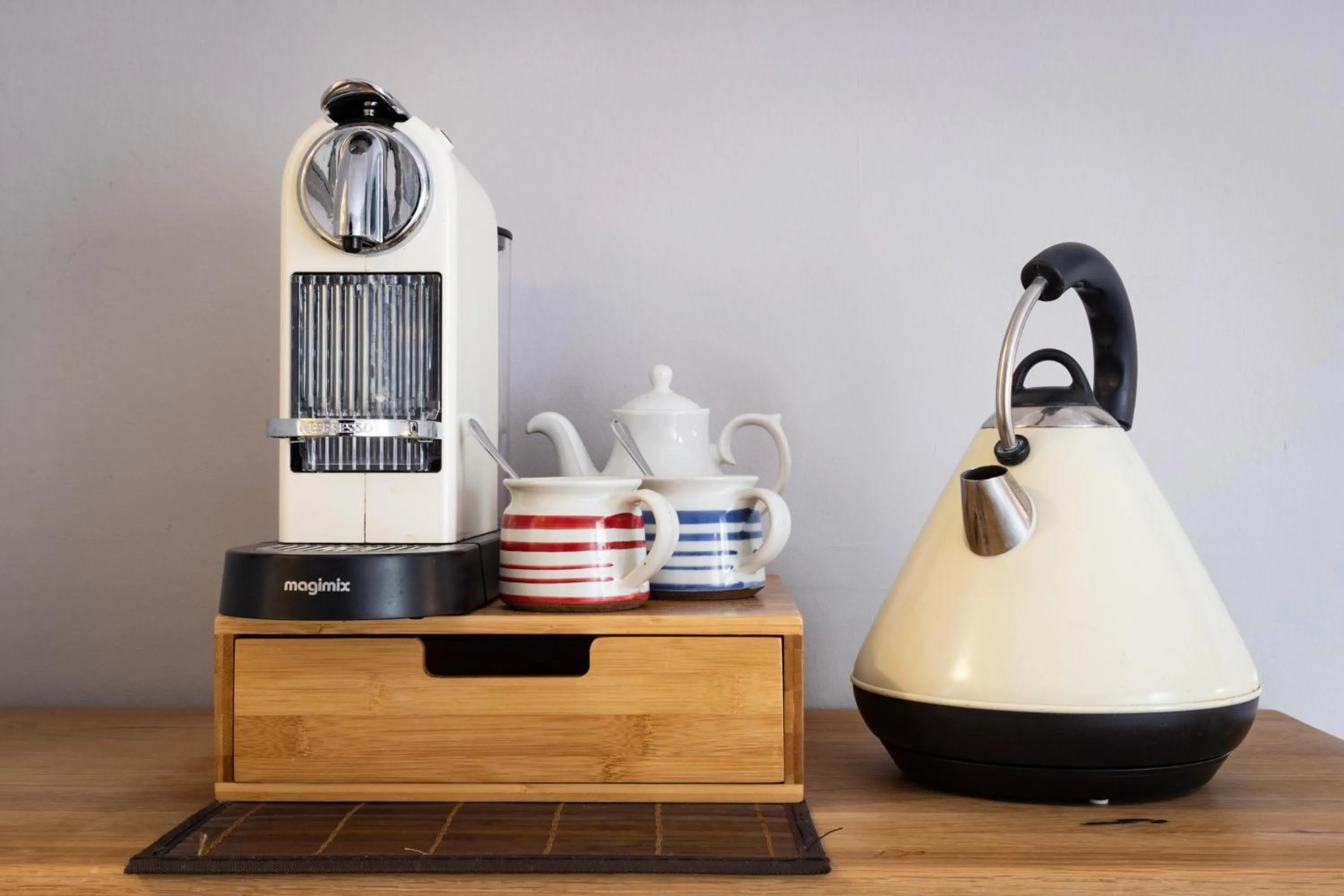 Coffee/tea facilities in Master Builder's House Hotel