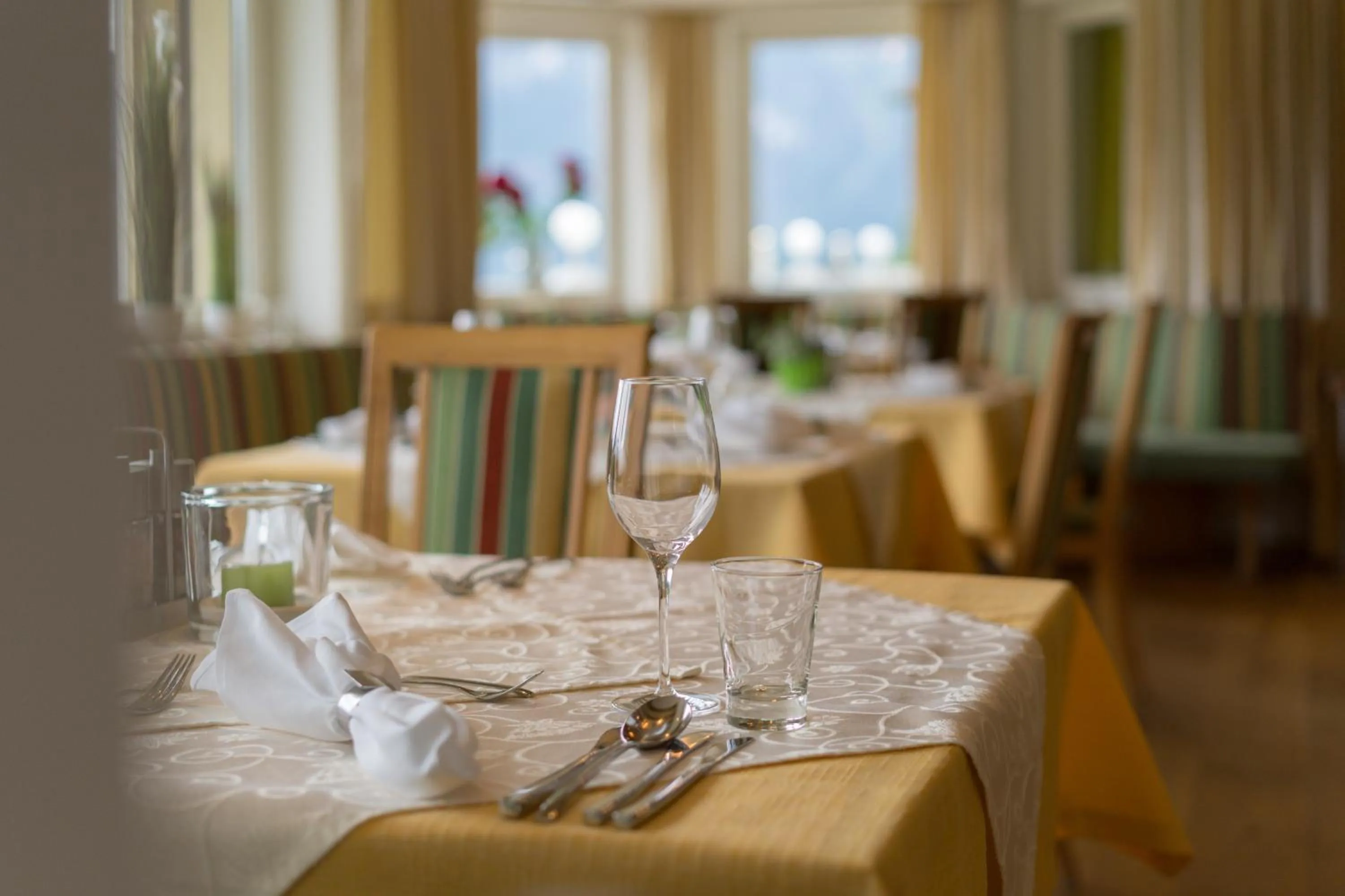 Restaurant/places to eat in Alpinresort Schillerkopf