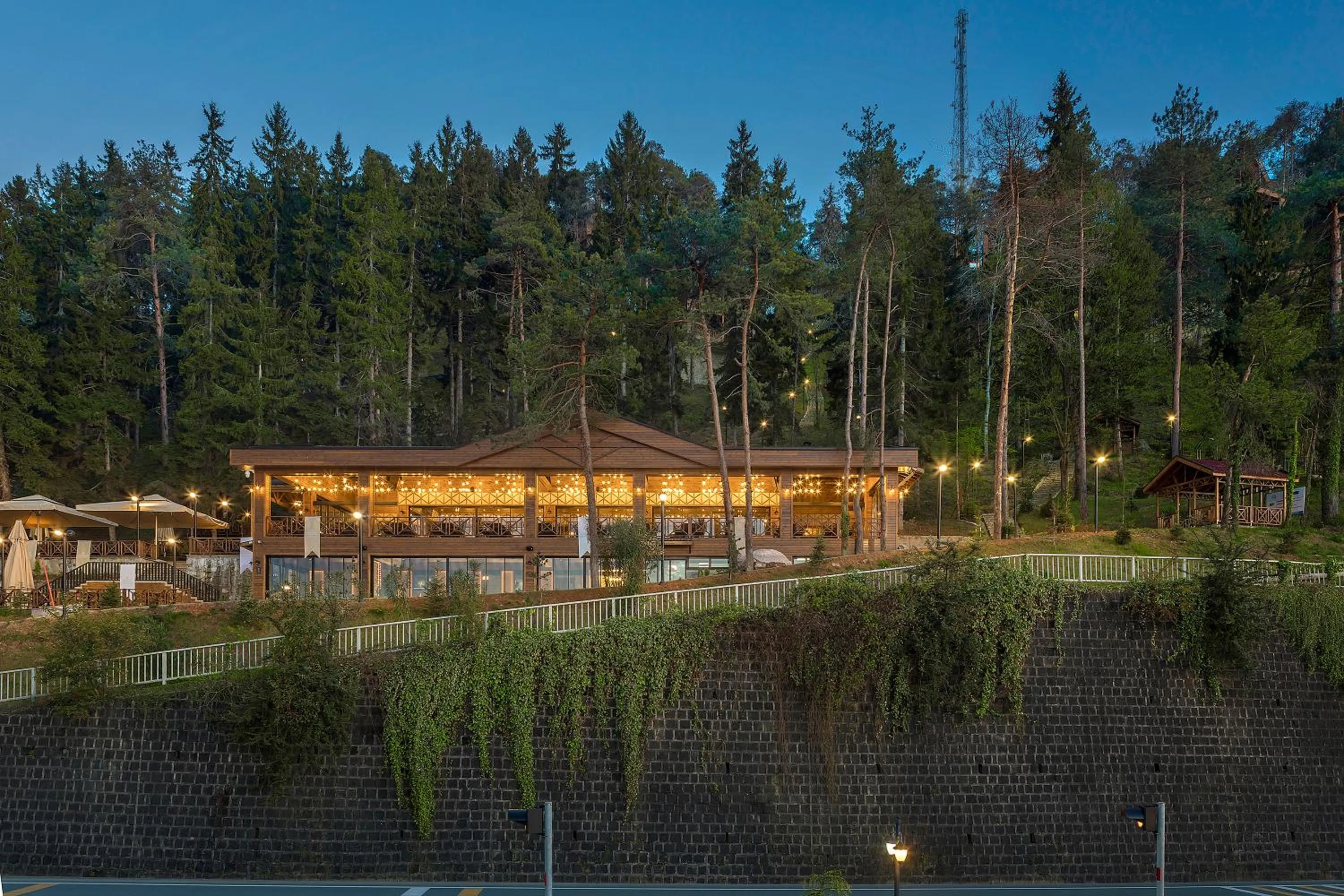 Restaurant/places to eat in Hancioglu Orman Evleri & Hotel