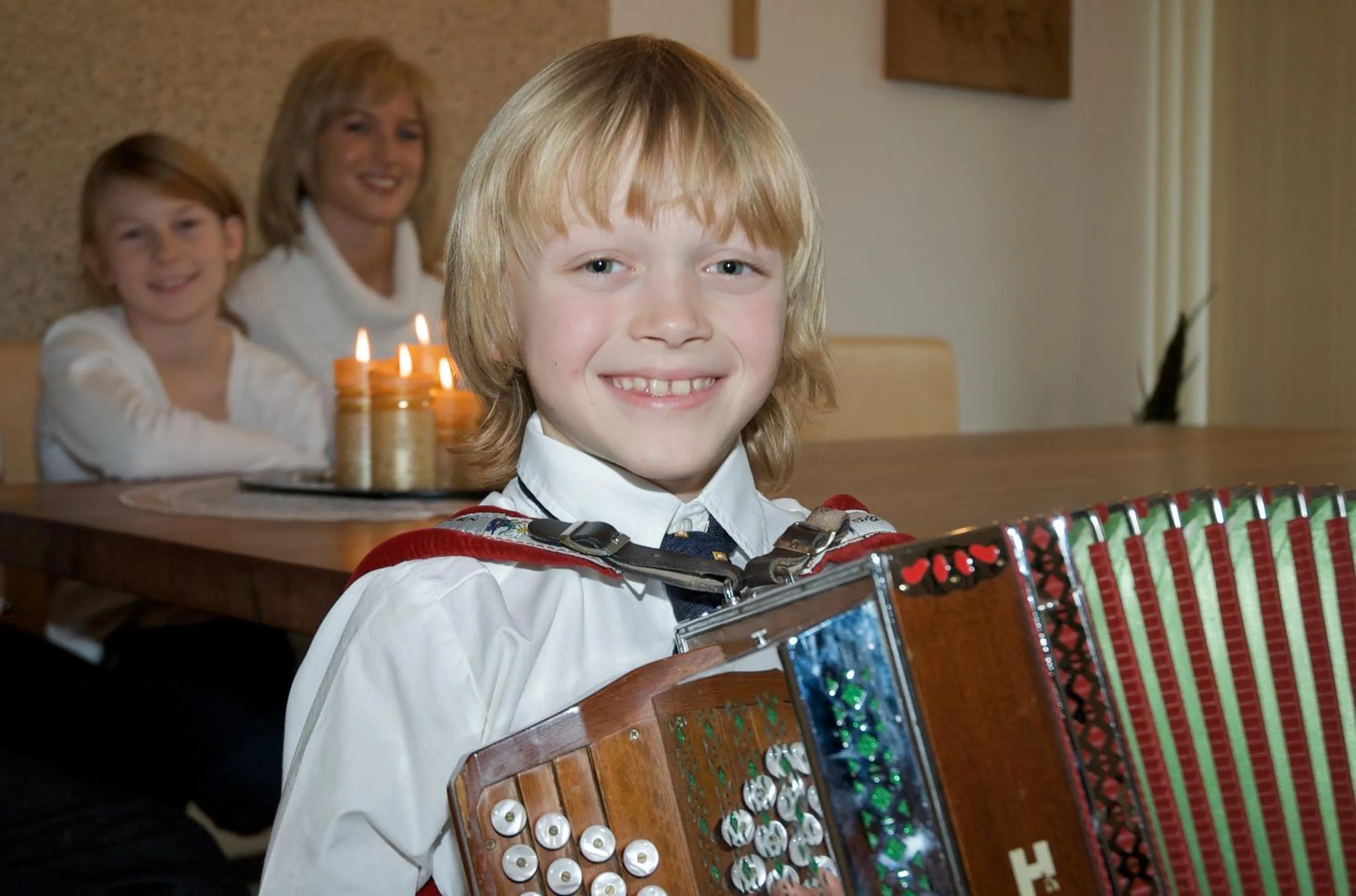 People in Alpinschlössl