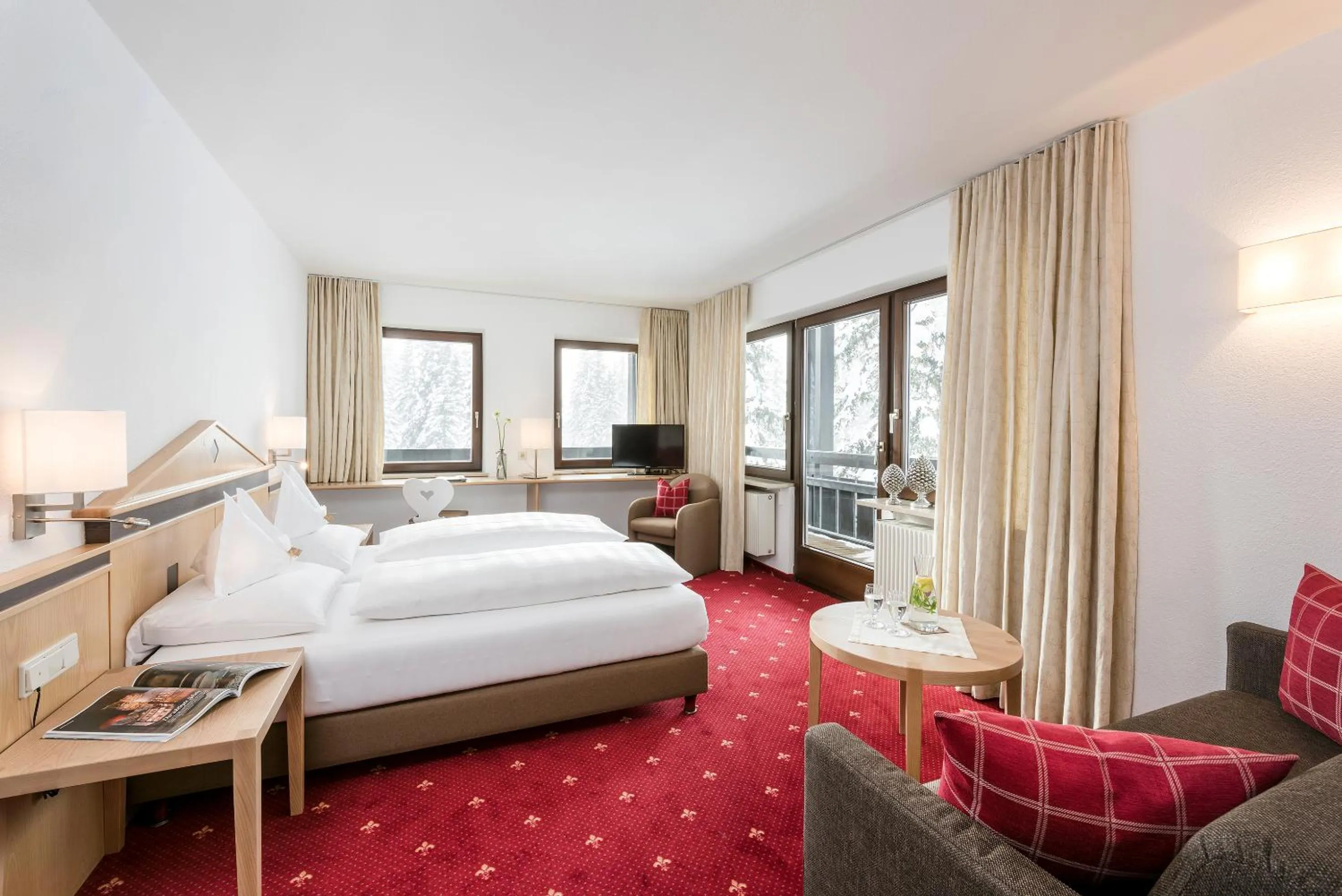 Photo of the whole room, Bed in Cresta.Alpin.Sport.Hotel