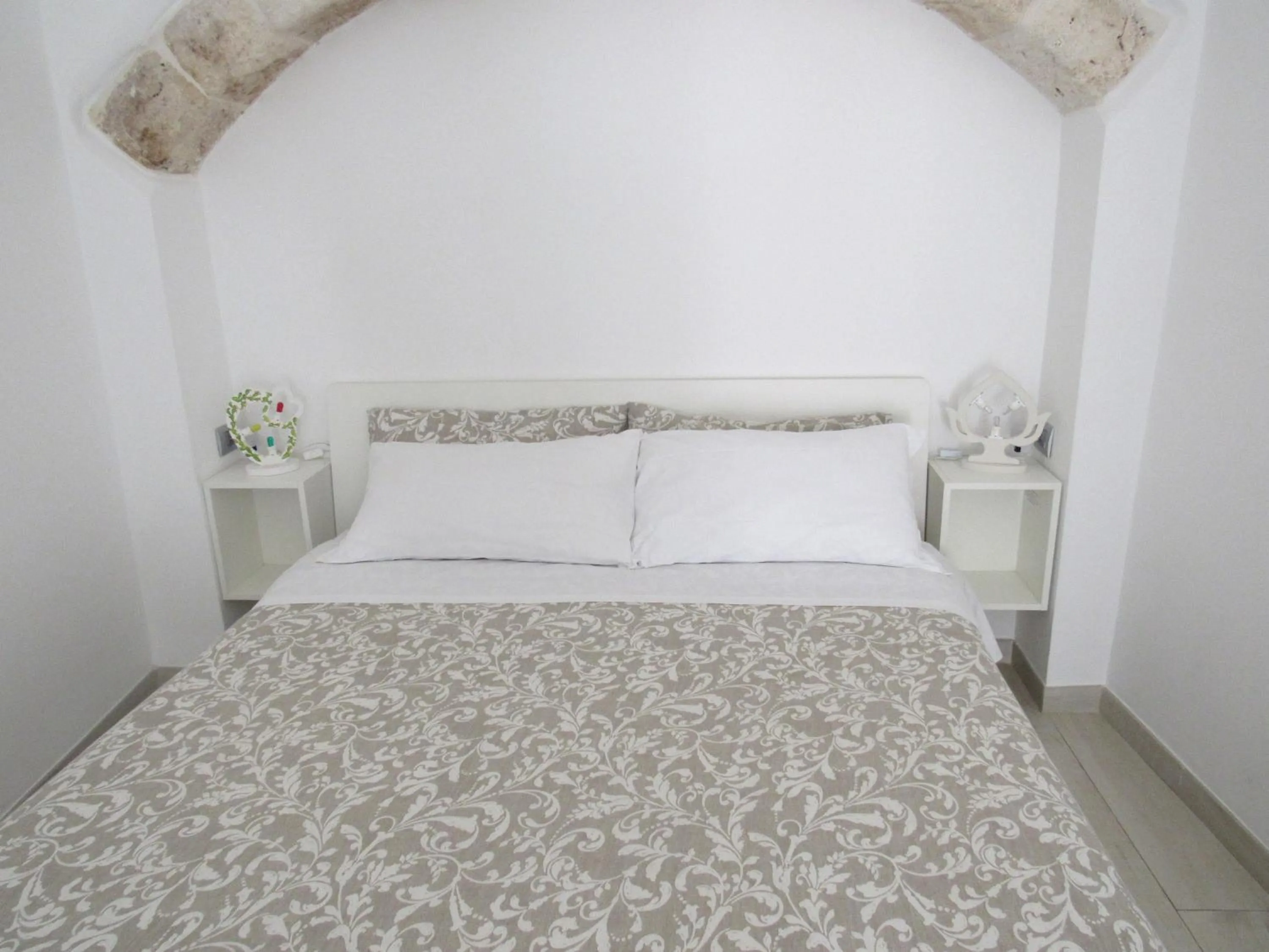 Bed in Vicolo Fiorito B&B