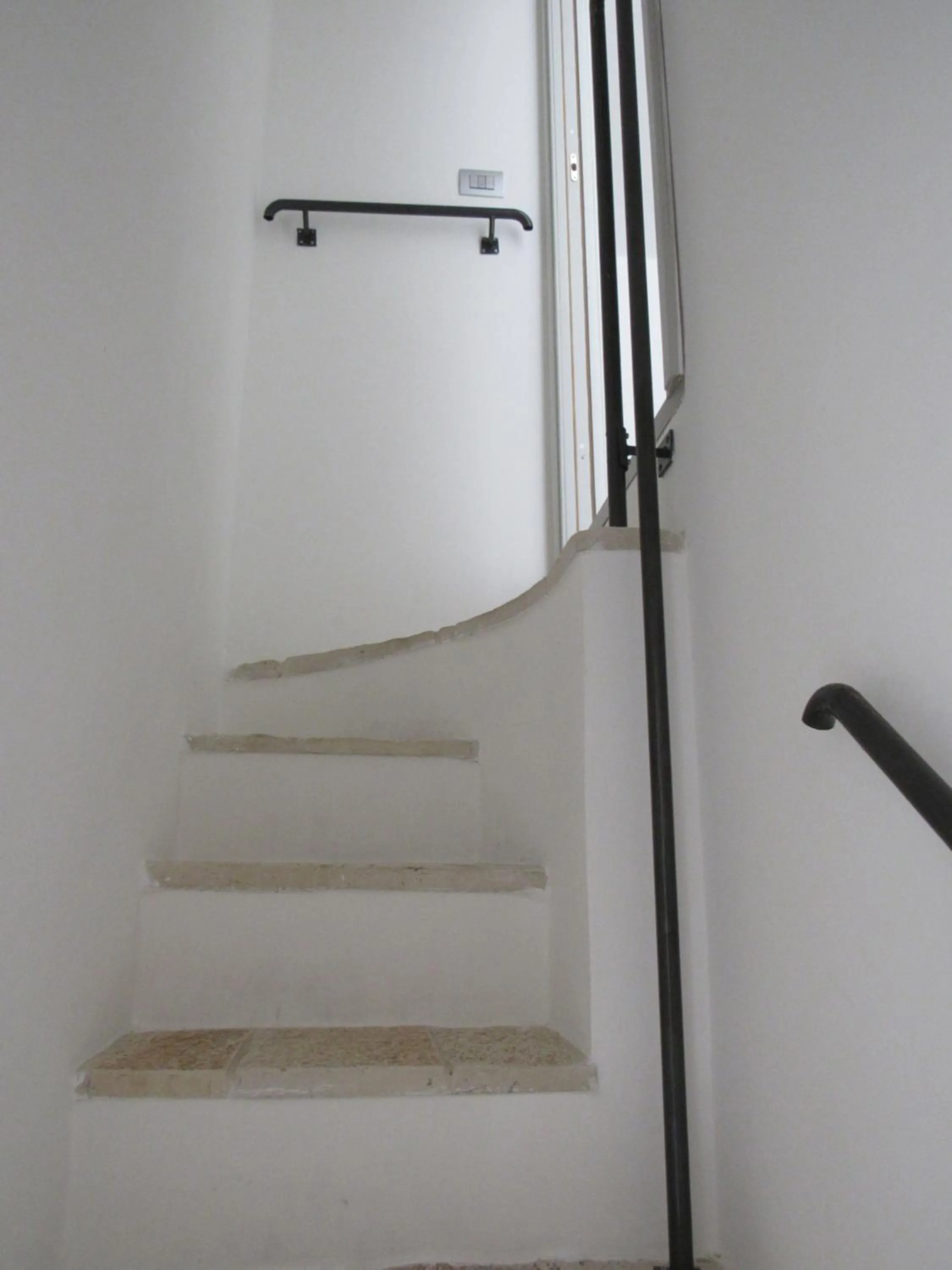 Decorative detail in Vicolo Fiorito B&B