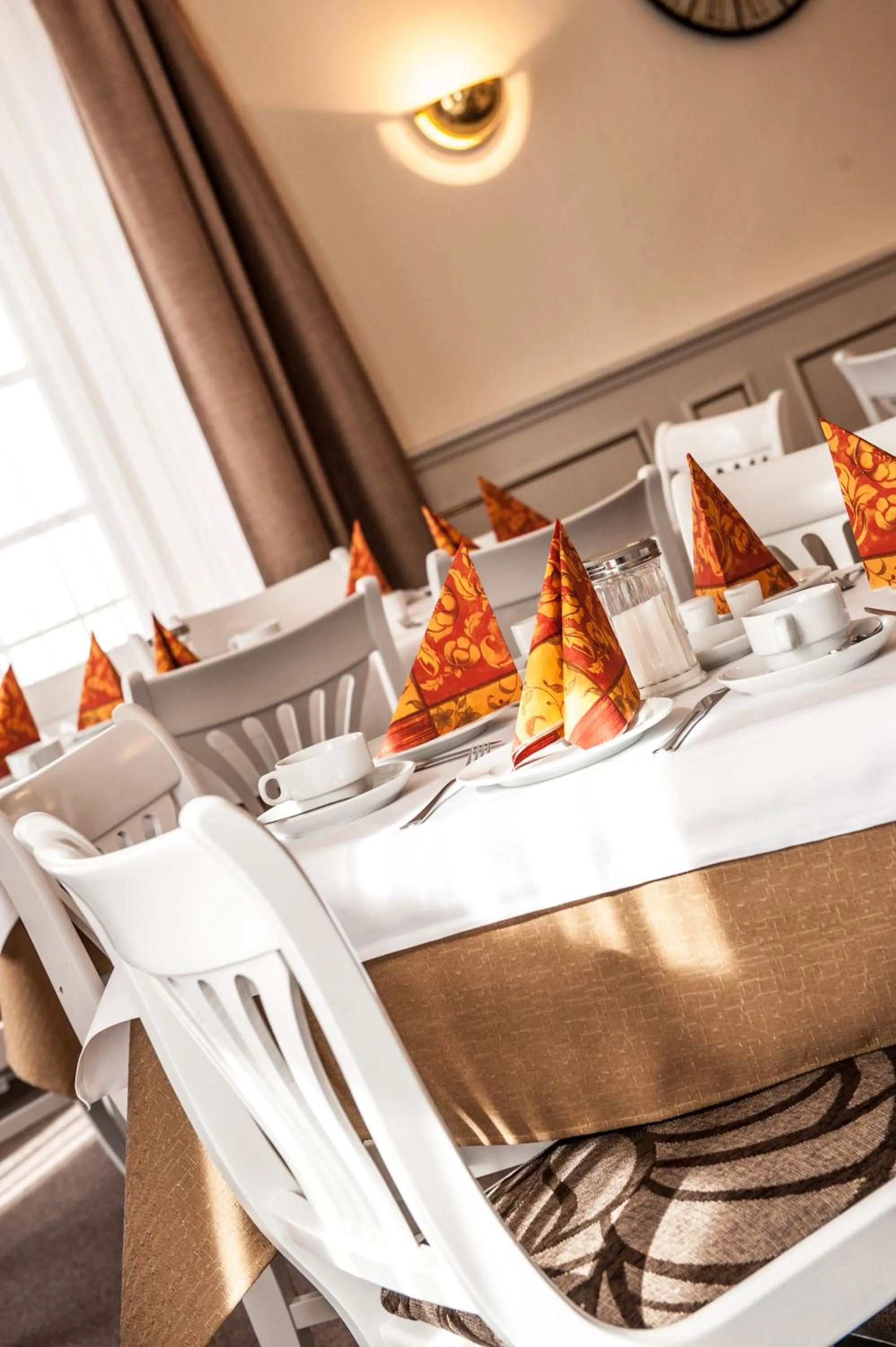 Restaurant/places to eat in Hotel Adler