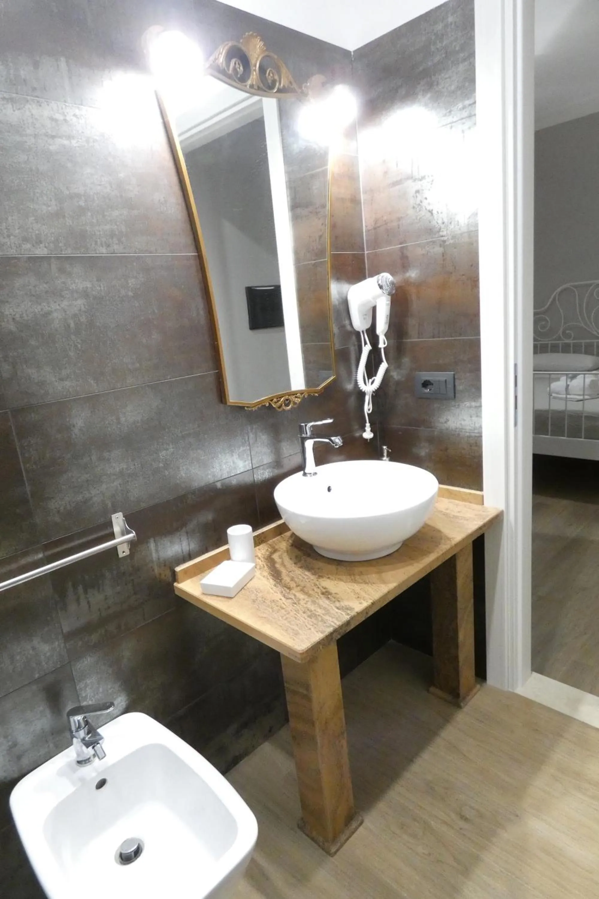 Bathroom in Il Tempio di Athena - Cultura e Relax a Siracusa