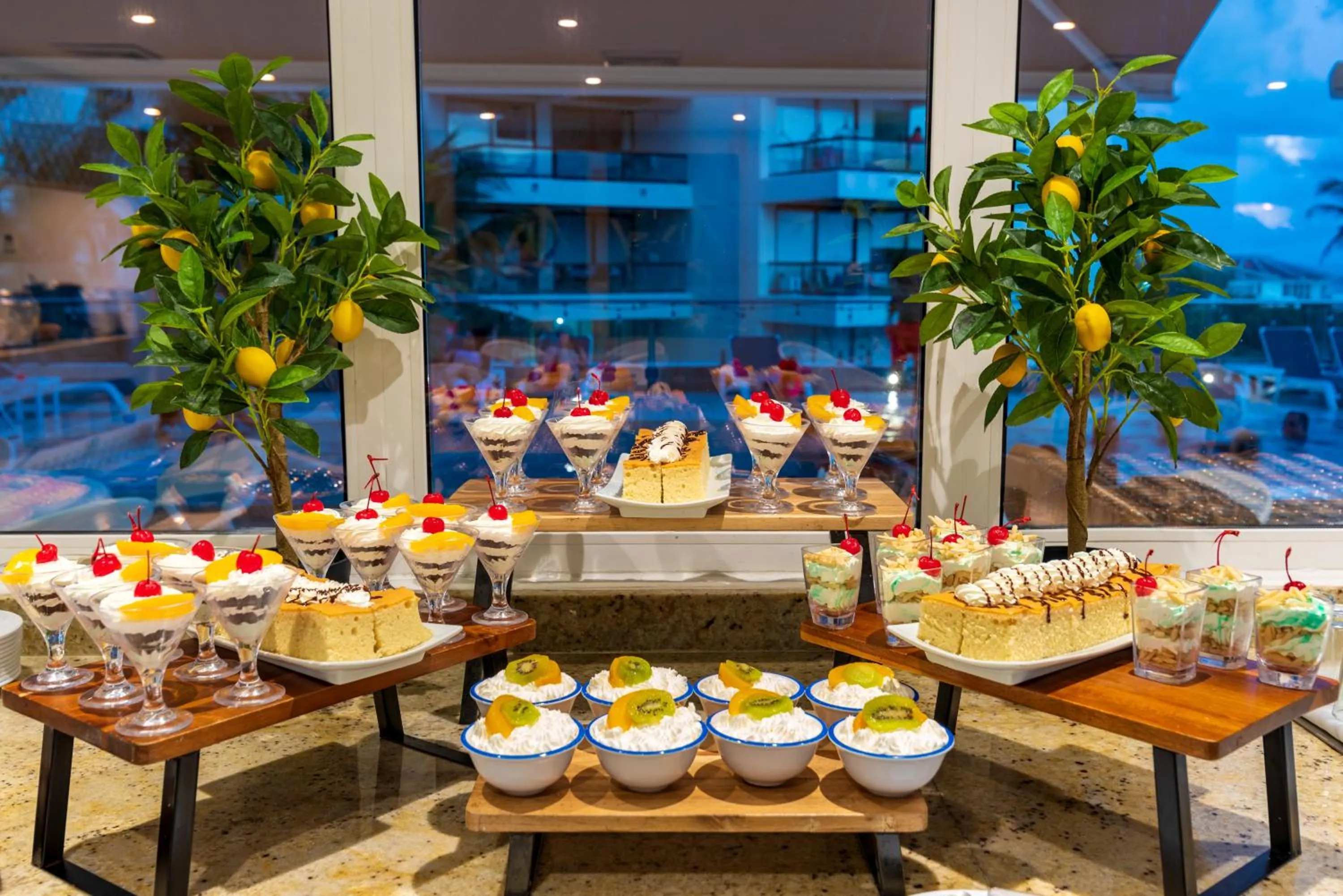 Lunch in Samawi Hotel