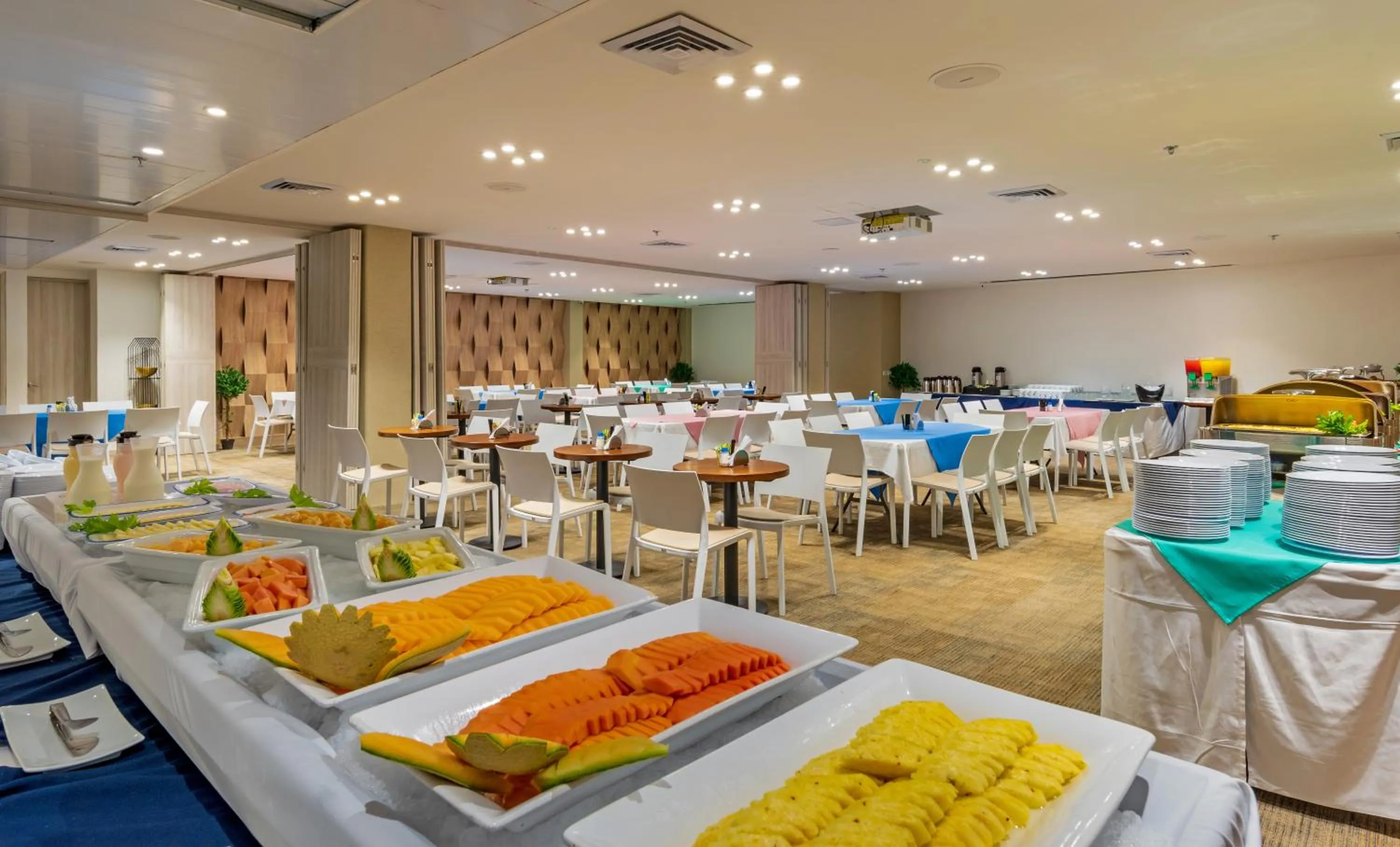 Restaurant/places to eat in Samawi Hotel