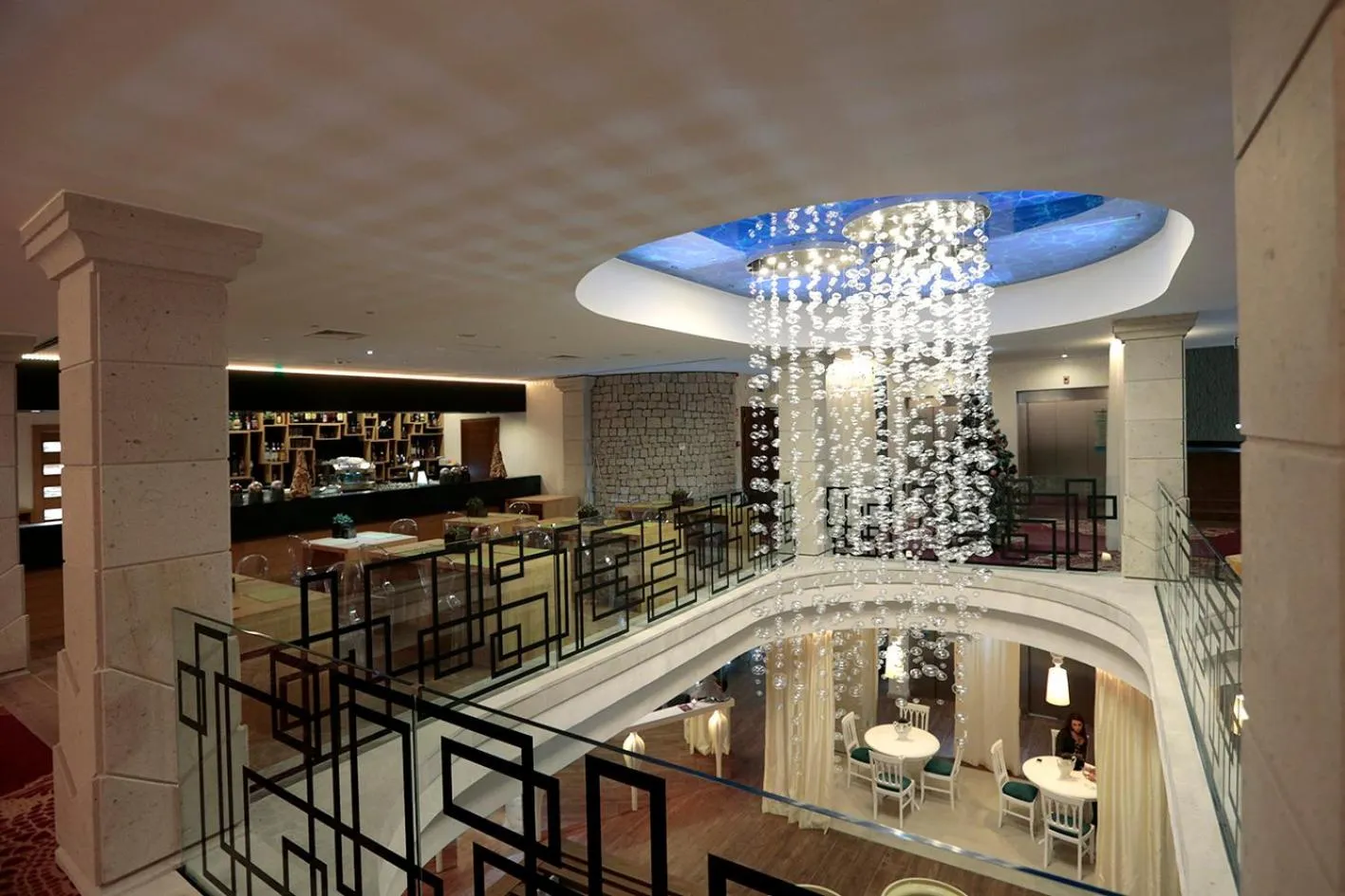 Hotel Cascade Resort & Spa