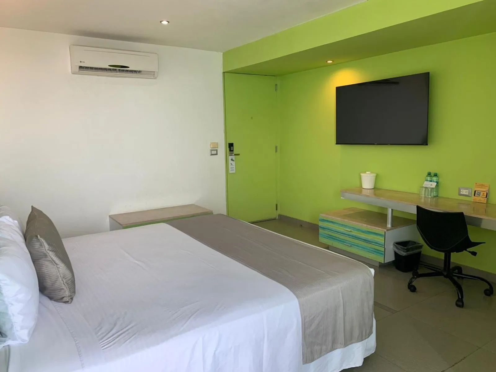 Bed in Hotel Punta Azul