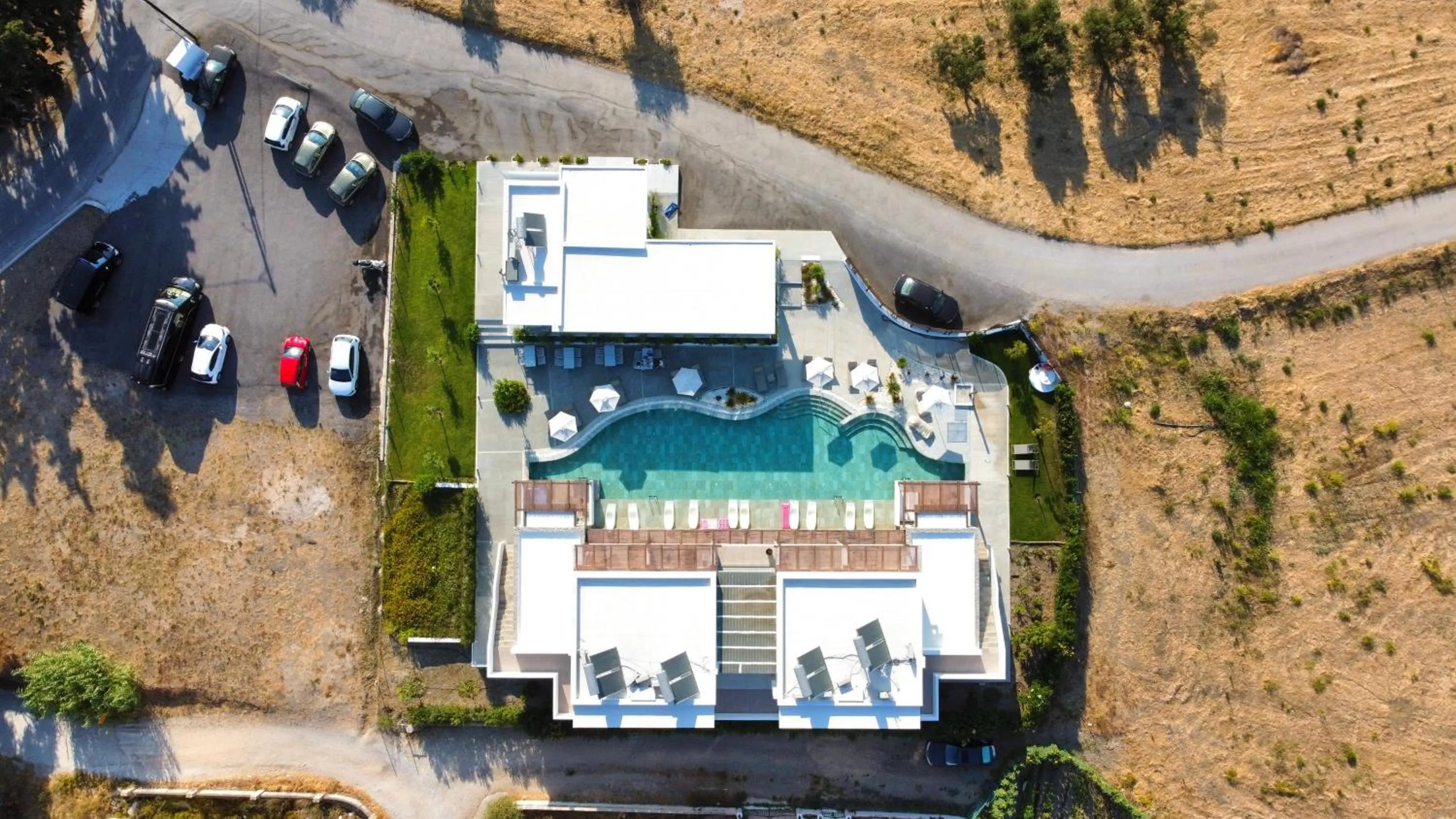 Property building in Nama Retreat