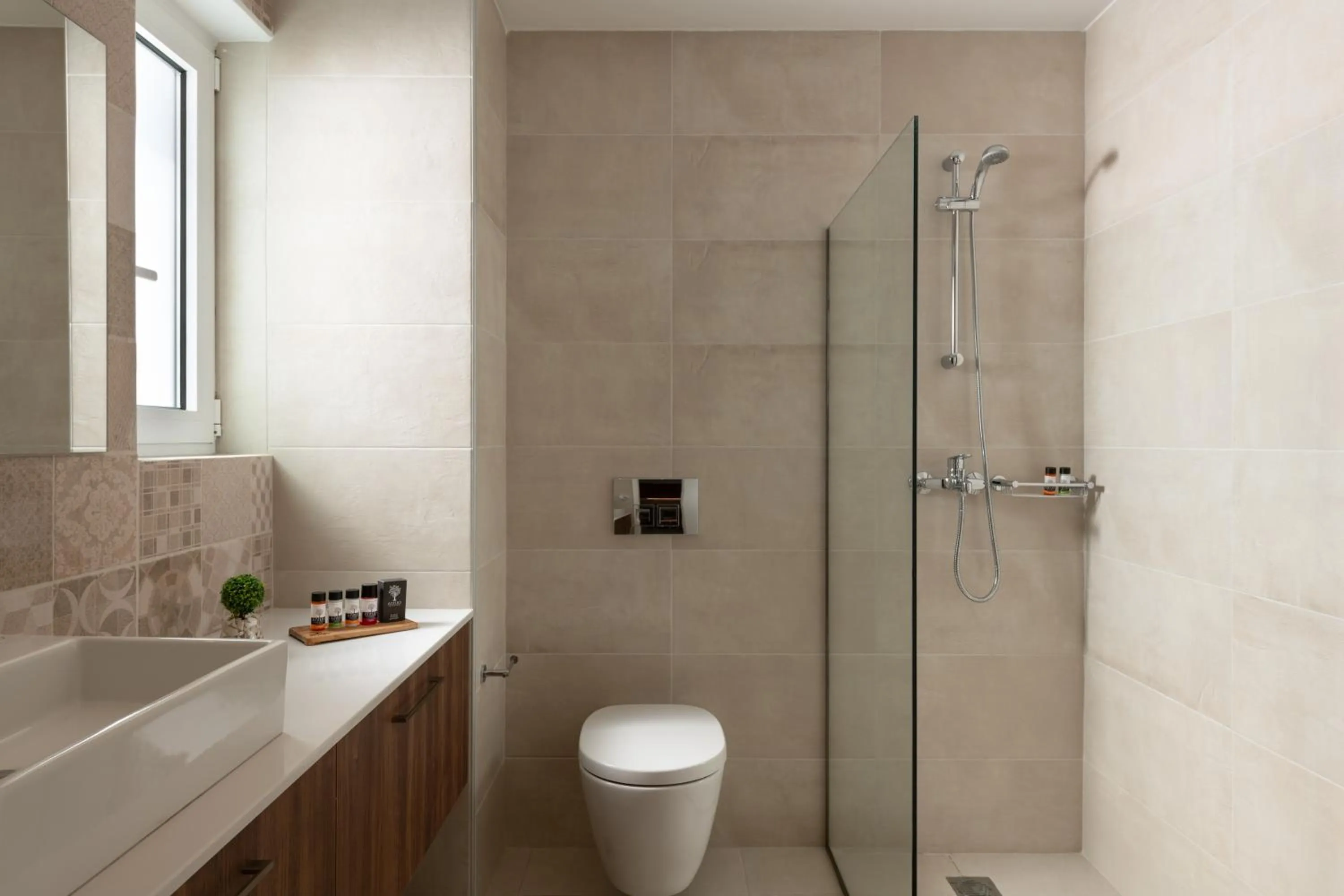 Shower in Nama Retreat