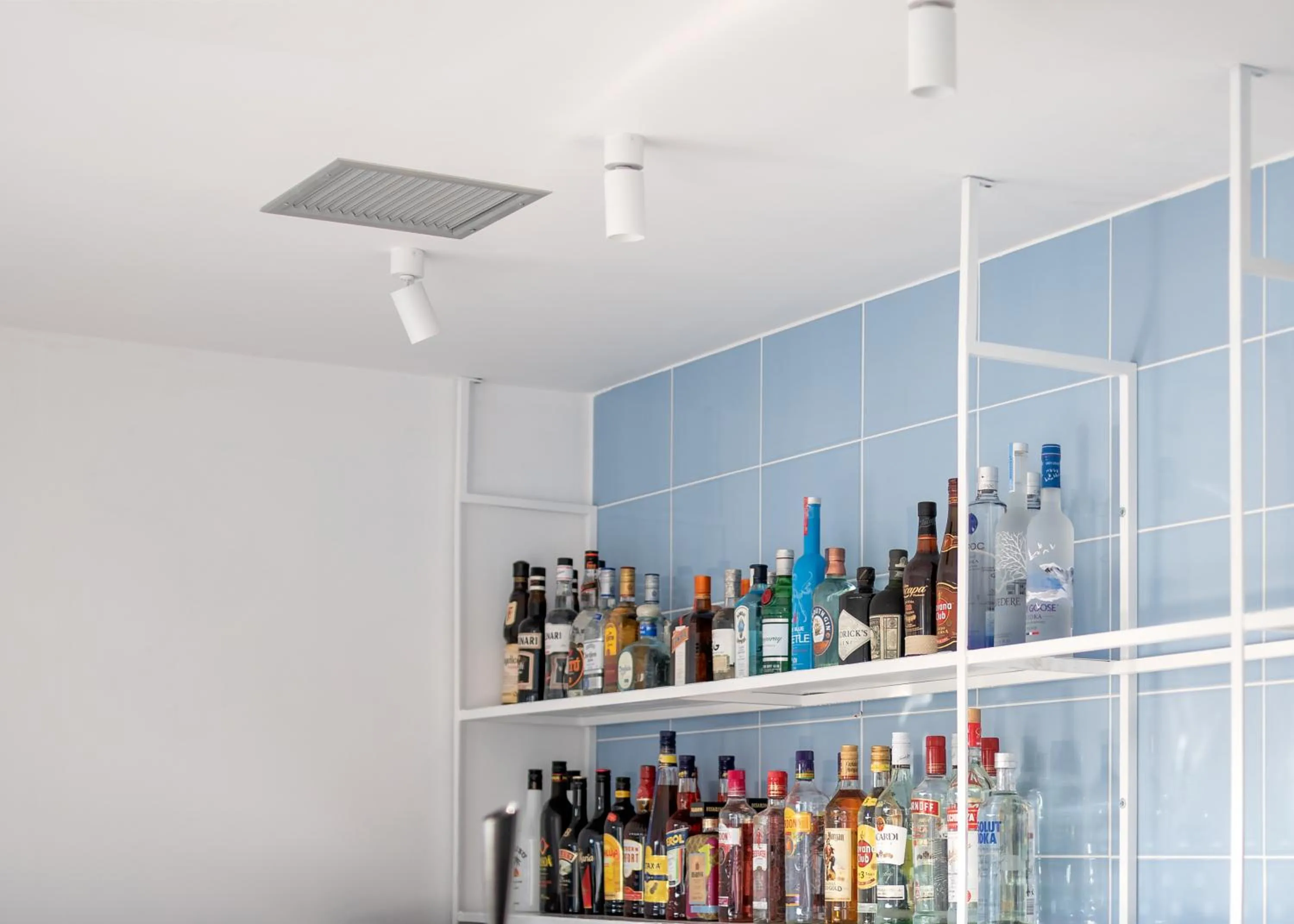 Drinks in Nama Retreat