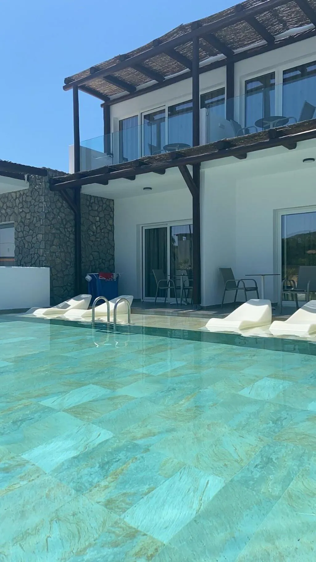 Swimming pool in Nama Retreat