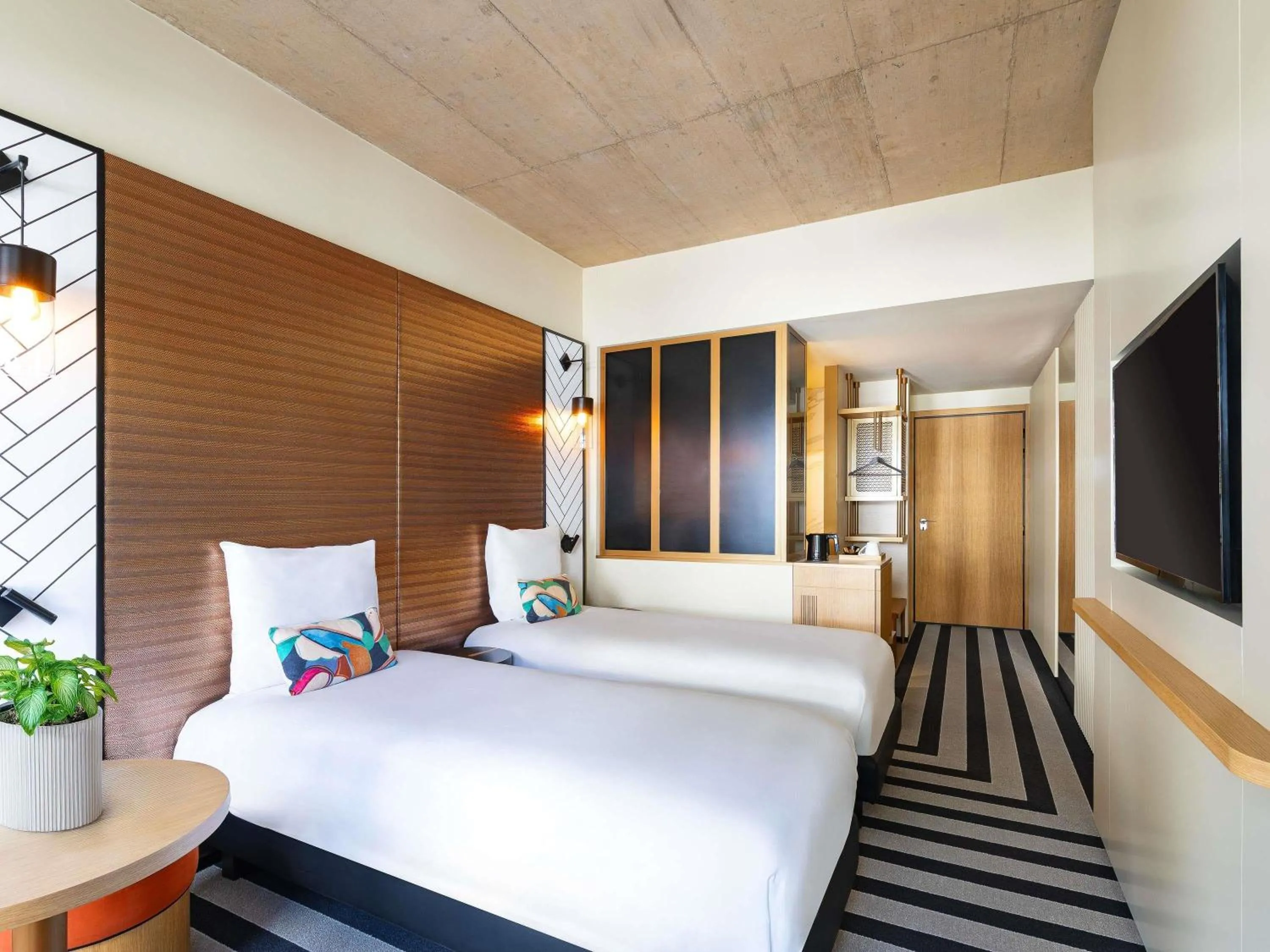 Bedroom, Bed in Mercure Luxembourg Off Kirchberg