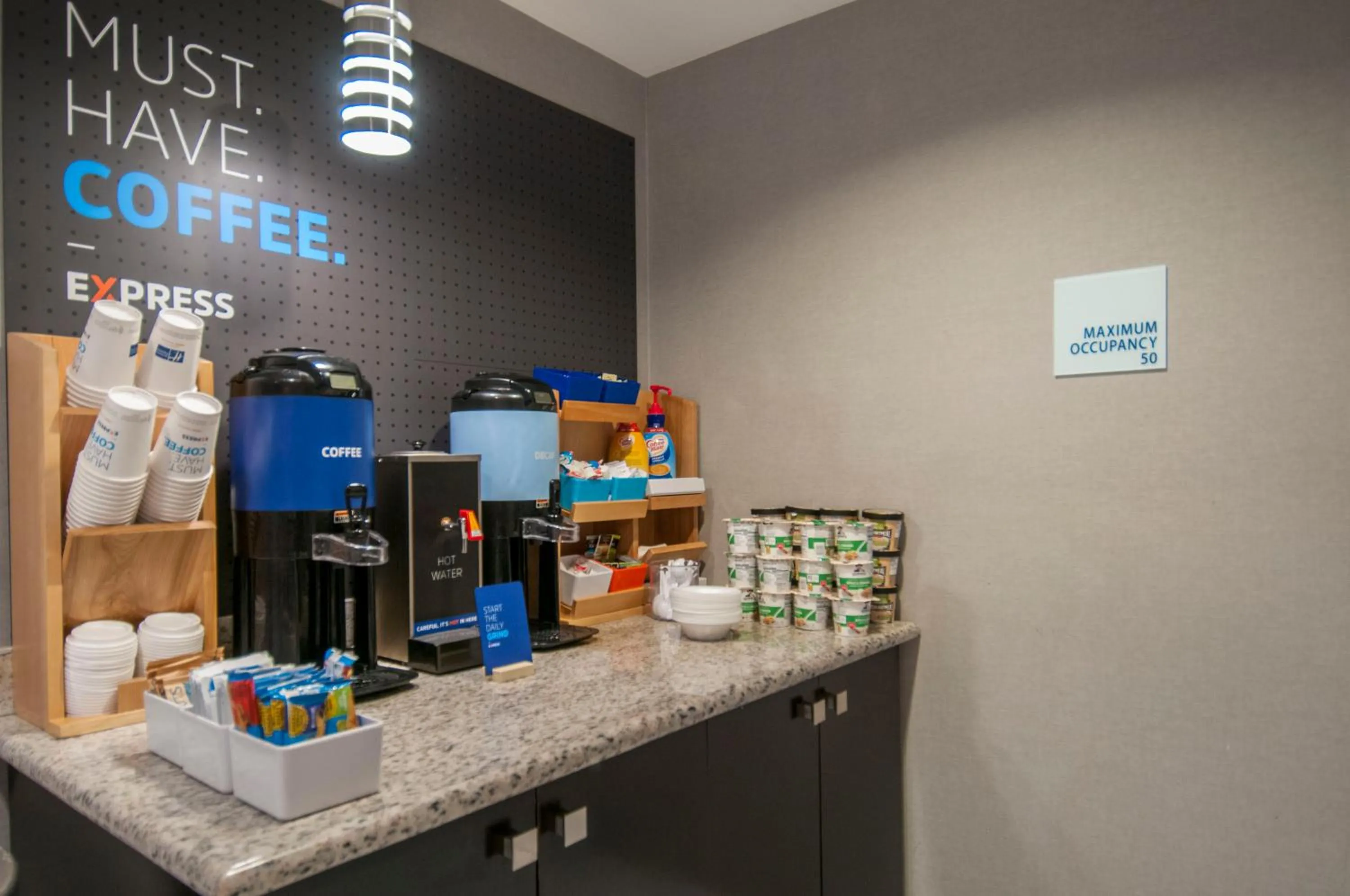 Breakfast in Holiday Inn Express & Suites Jackson Downtown - Coliseum by IHG