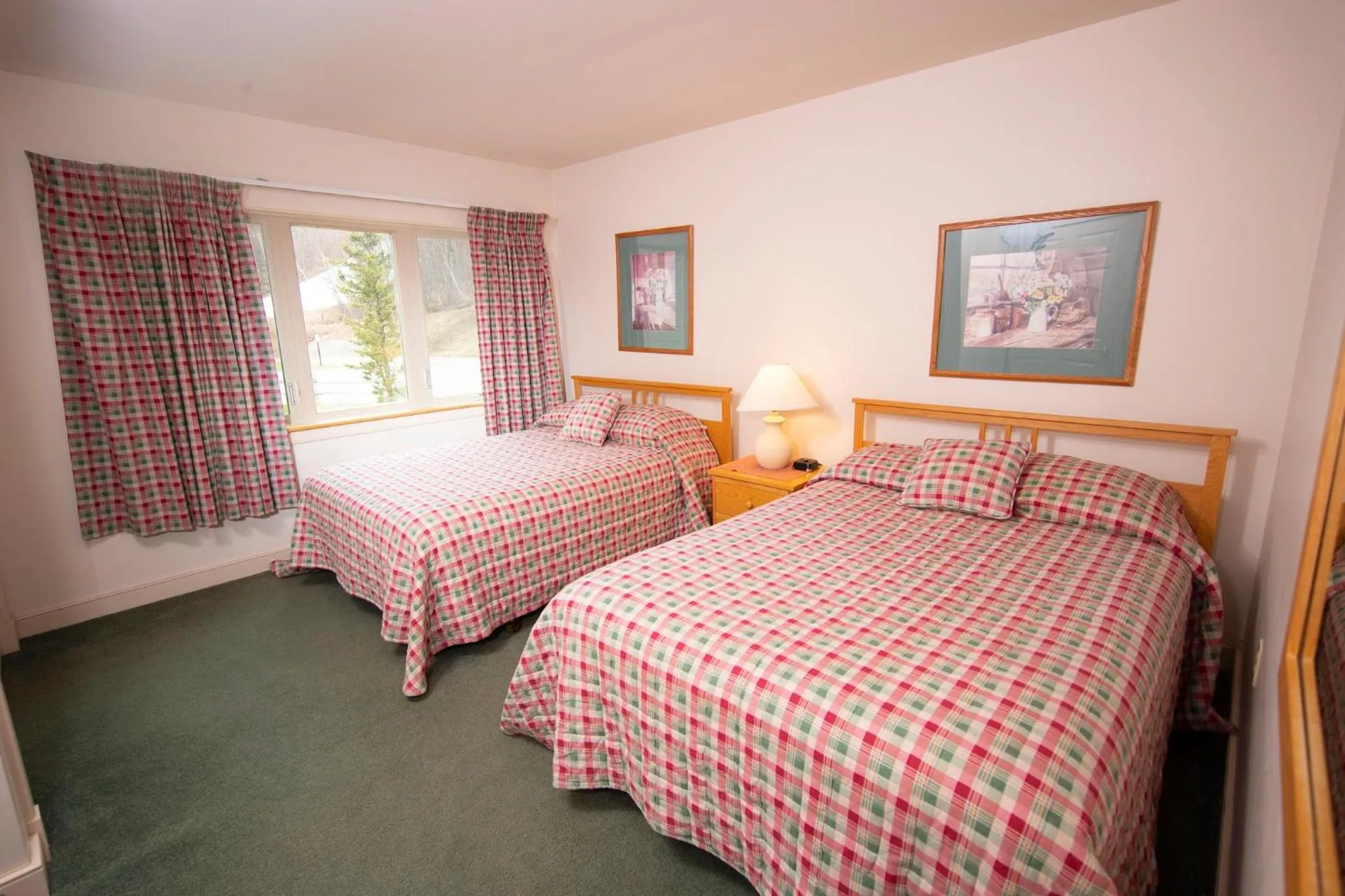 Photo of the whole room, Bed in Solitude Village at Okemo